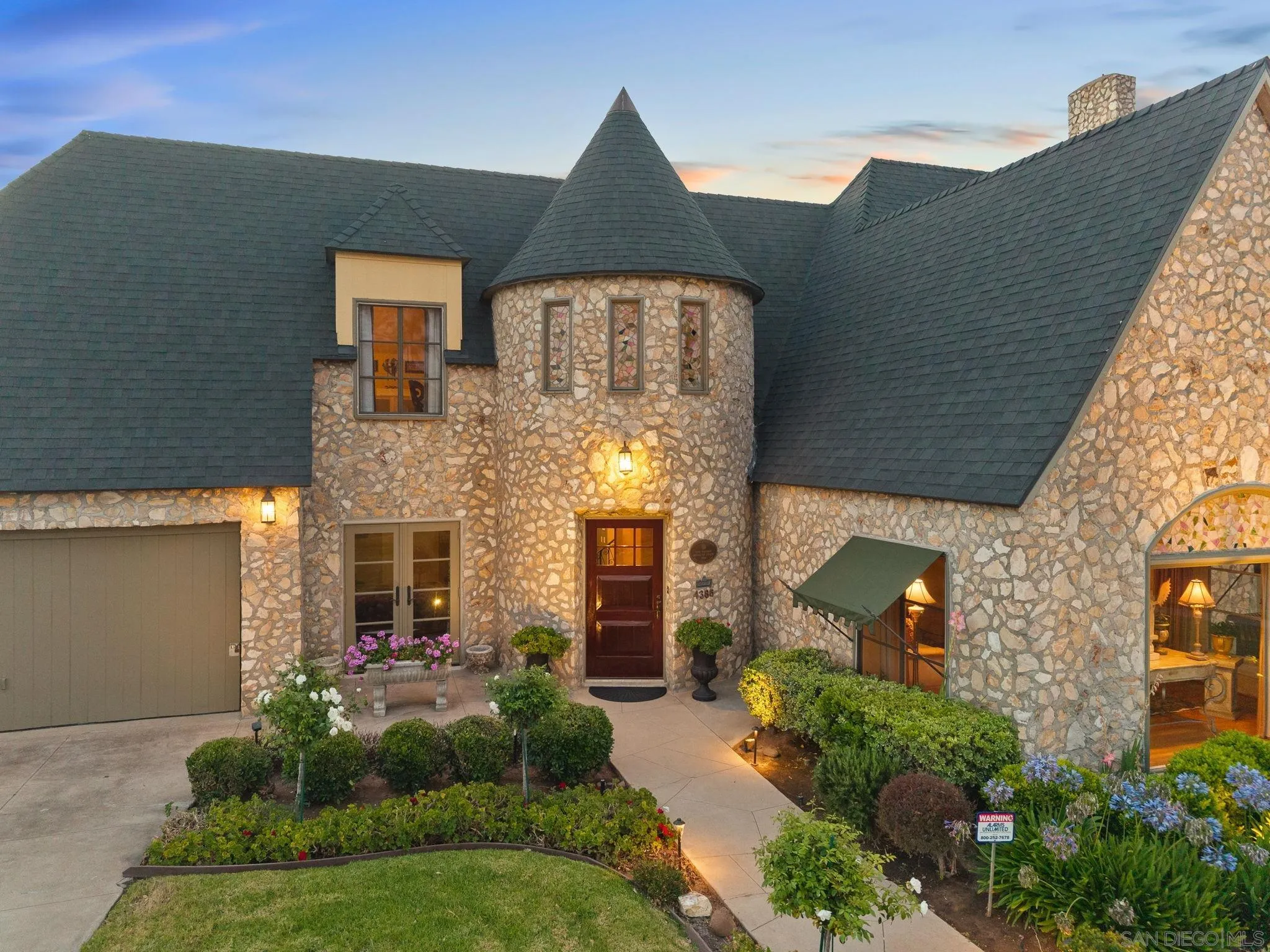 https://cdn.realtyfeed.com/cdn/127/250040360/5fadb50b0b4c947302d86caa59105ff1.webp