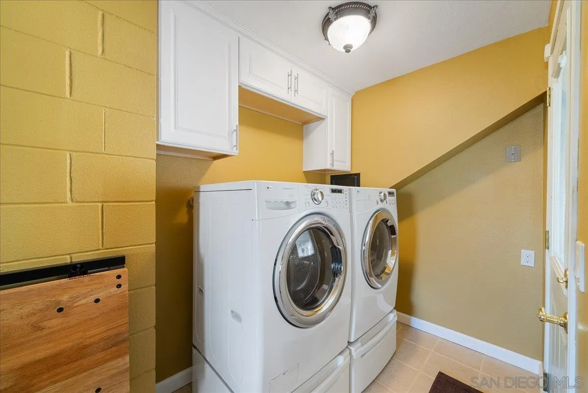 https://cdn.realtyfeed.com/cdn/127/250040363/17aac70b8469554081f9a451ccb0ba0e.webp