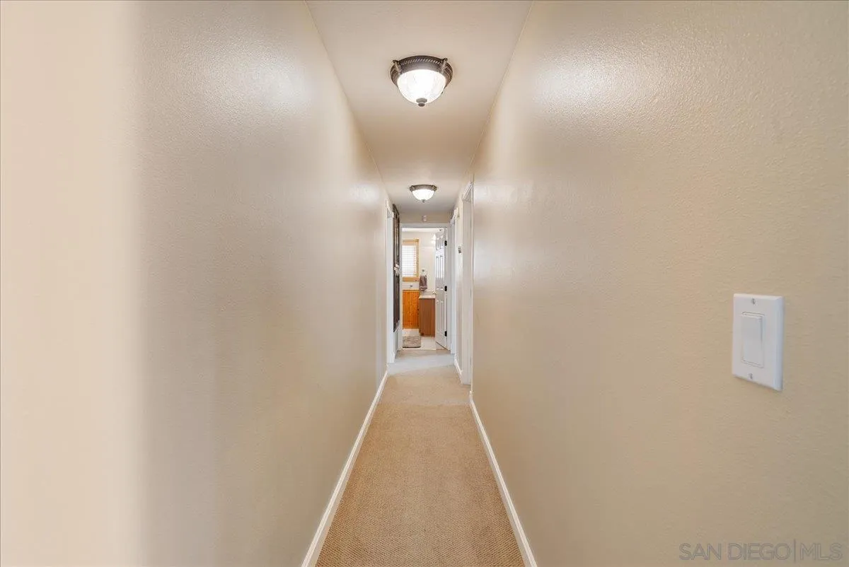https://cdn.realtyfeed.com/cdn/127/250040363/304131c17b878ed3988fab9ae7e47cfc.webp