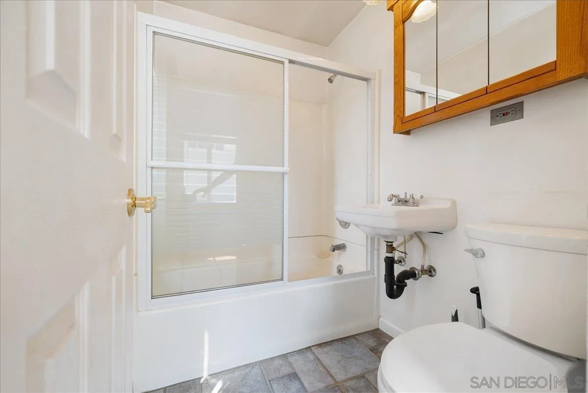 https://cdn.realtyfeed.com/cdn/127/250040363/6468072ab3f406b5e5bf2c0a9074a171.webp