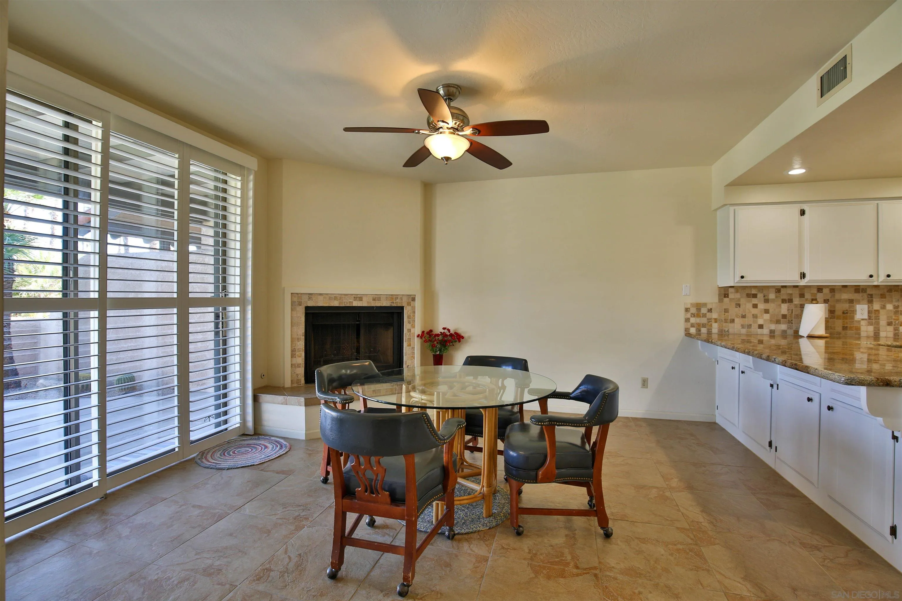 Photo #4: 250040364 Listing 