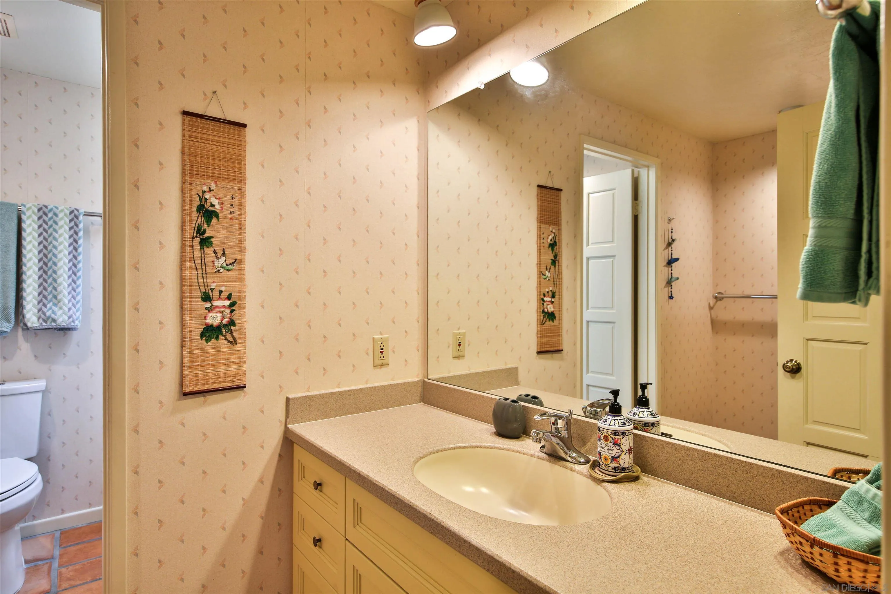 Photo #15: 250040365 Listing: Photo #15