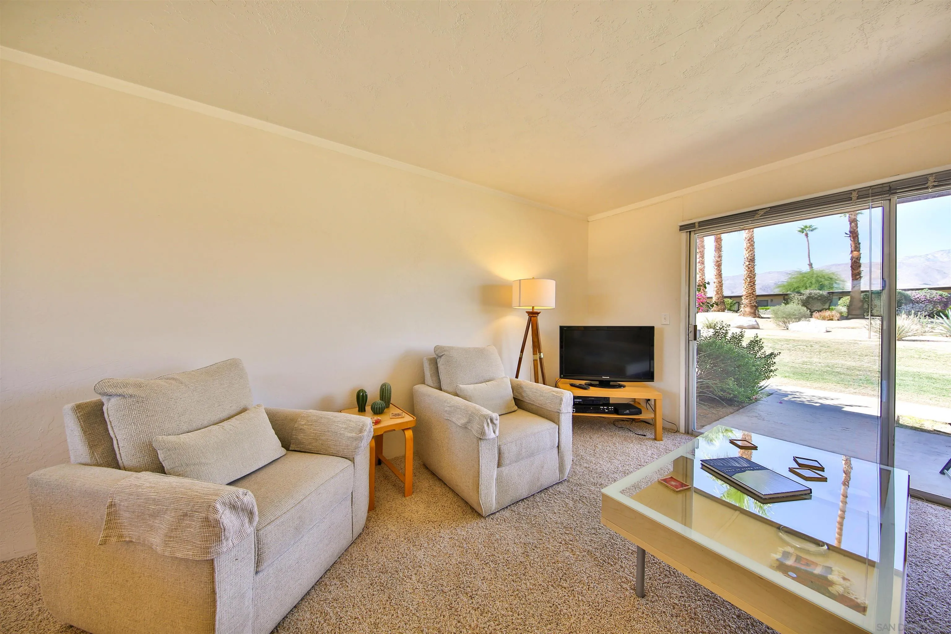Photo #4: 250040367 Listing 