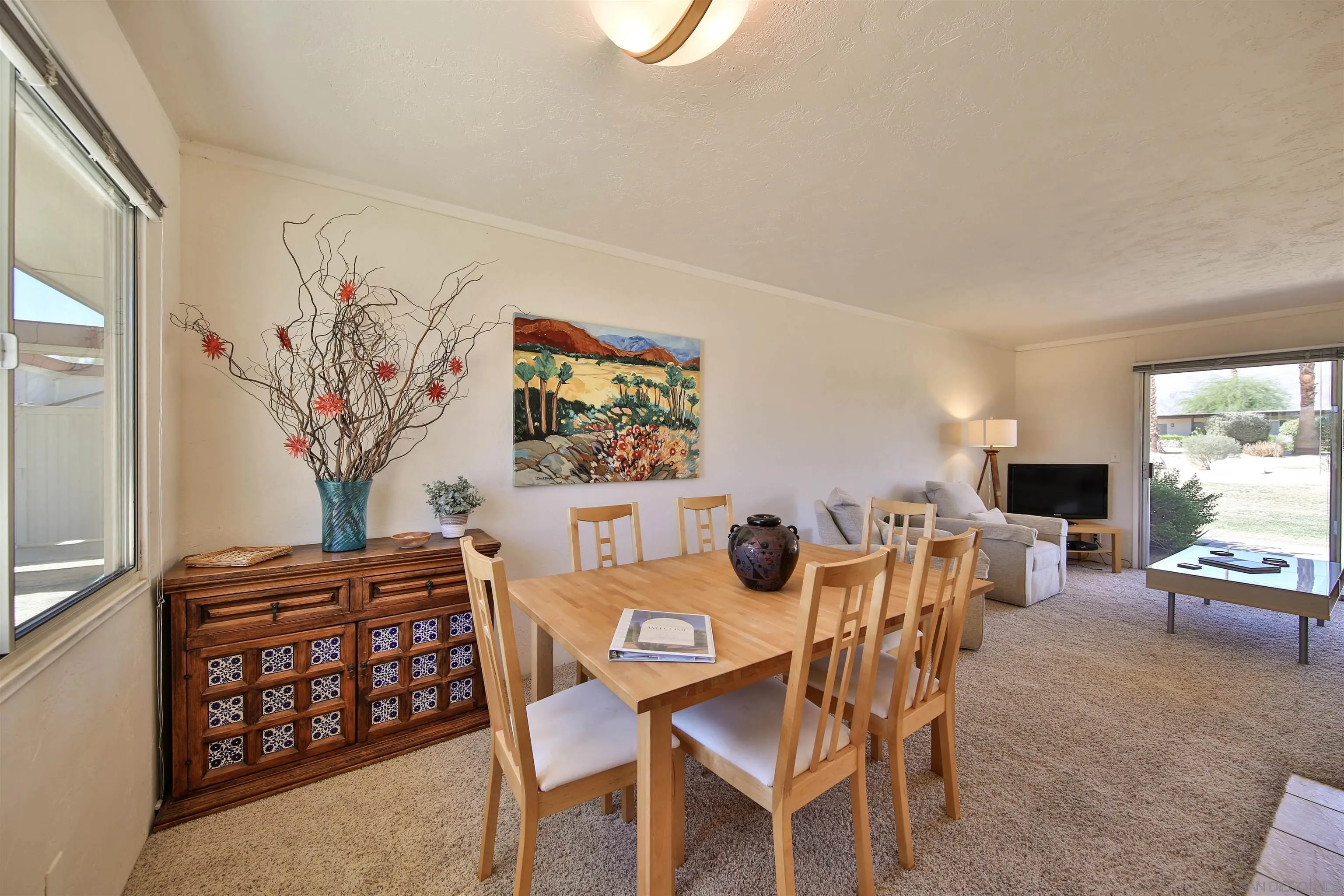 Photo #2: 250040367 Listing 