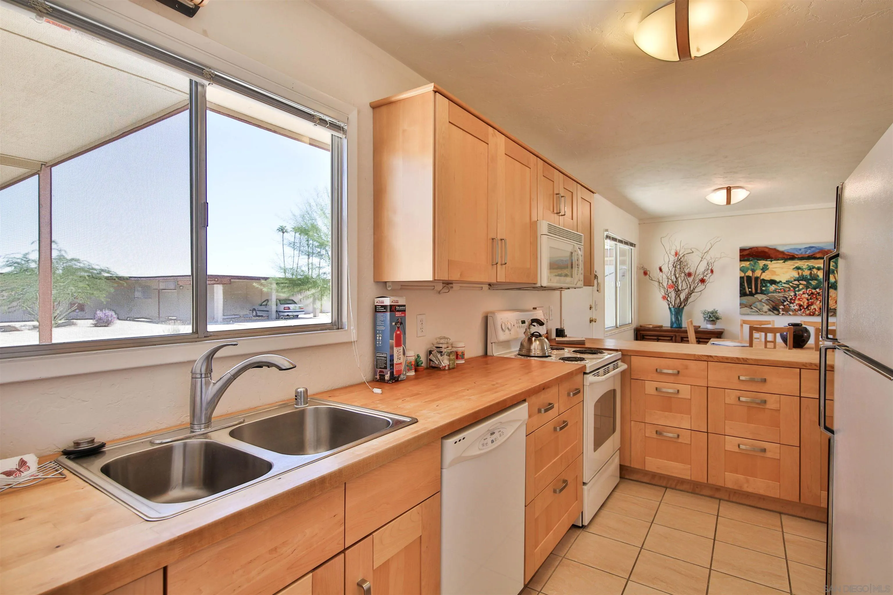 Photo #9: 250040367 Listing: Photo #9