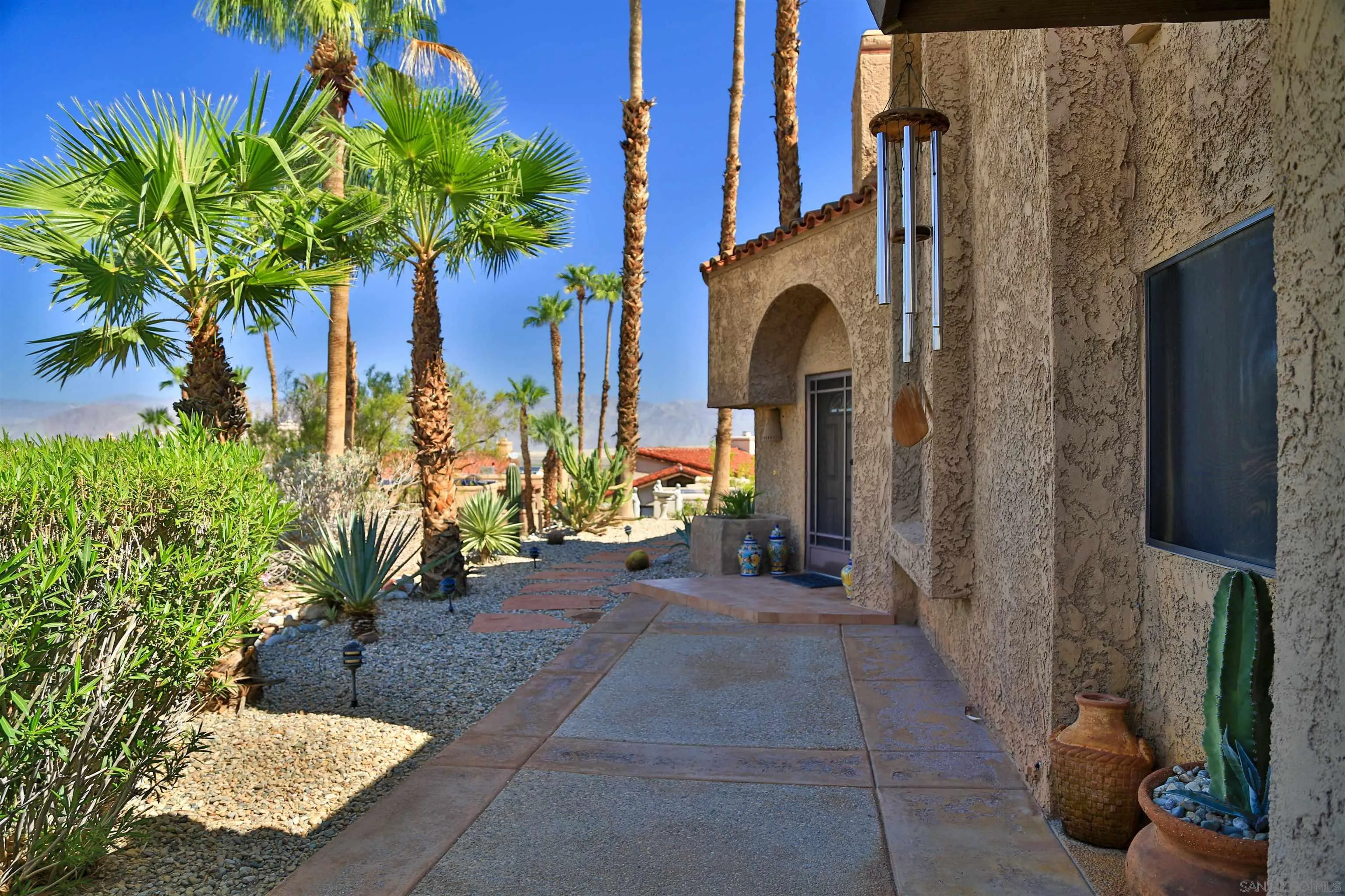 Photo #5: 250040369 Listing 