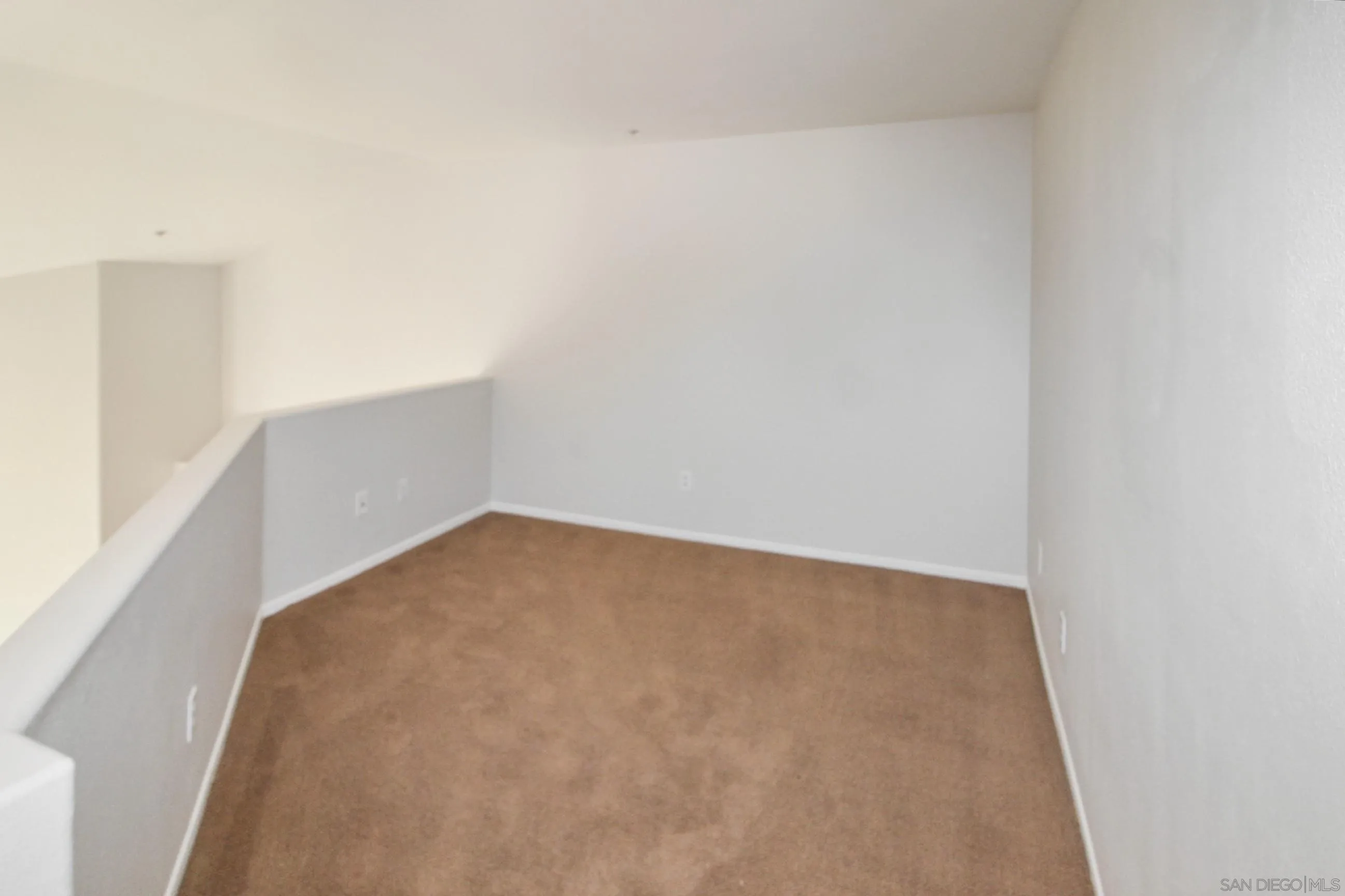 Photo #16: 250040370 Listing: Photo #16