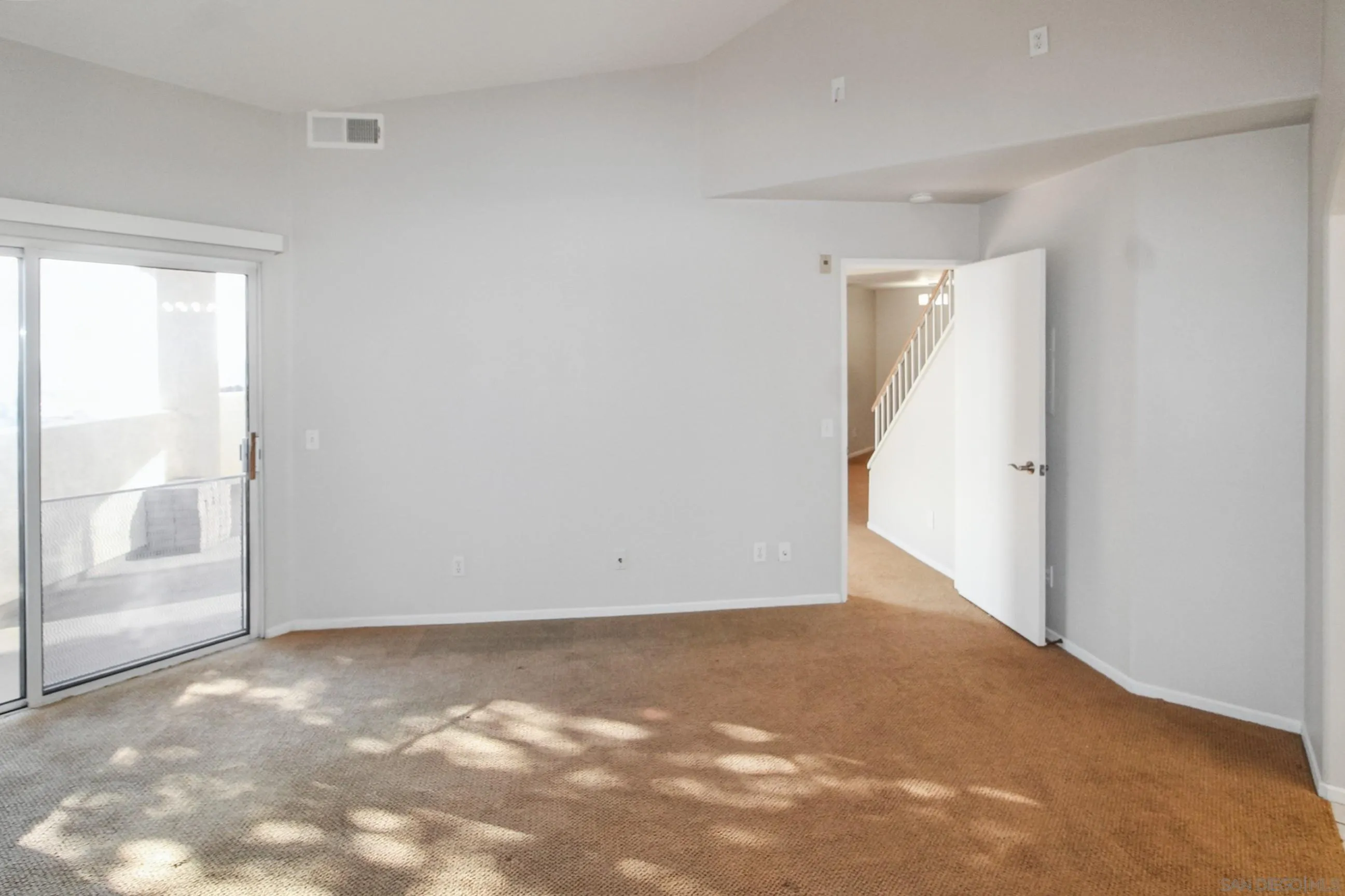 Photo #23: 250040370 Listing: Photo #23