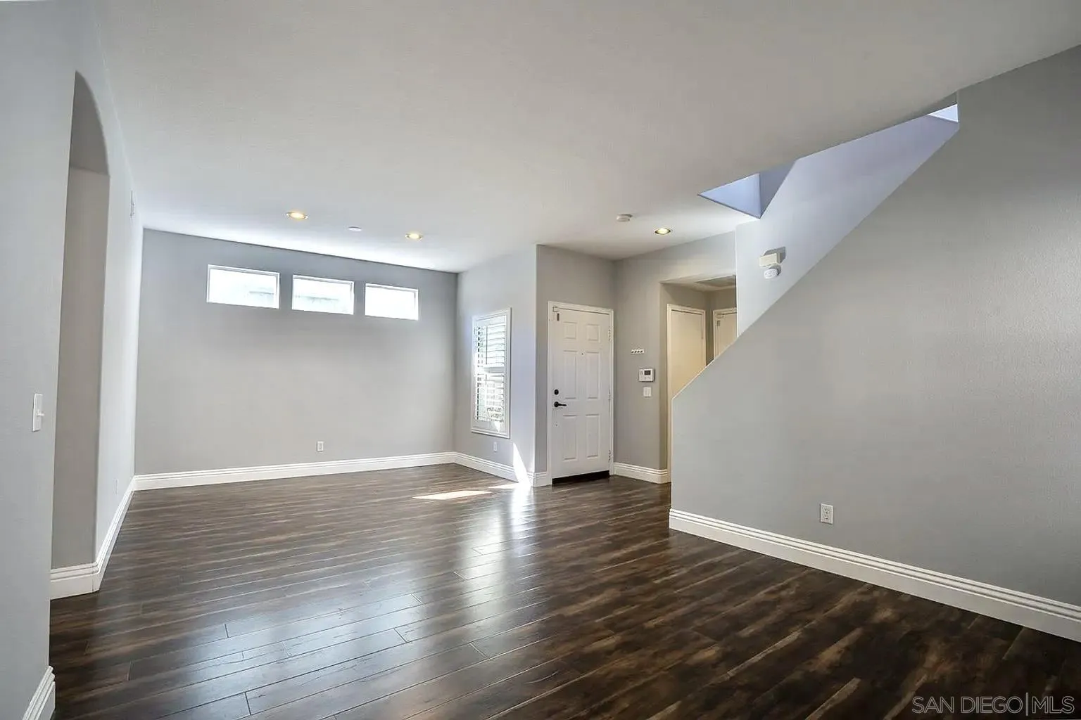 https://cdn.realtyfeed.com/cdn/127/250040371/d7d21dae8c393453b2f2c2f39ed1c068.webp
