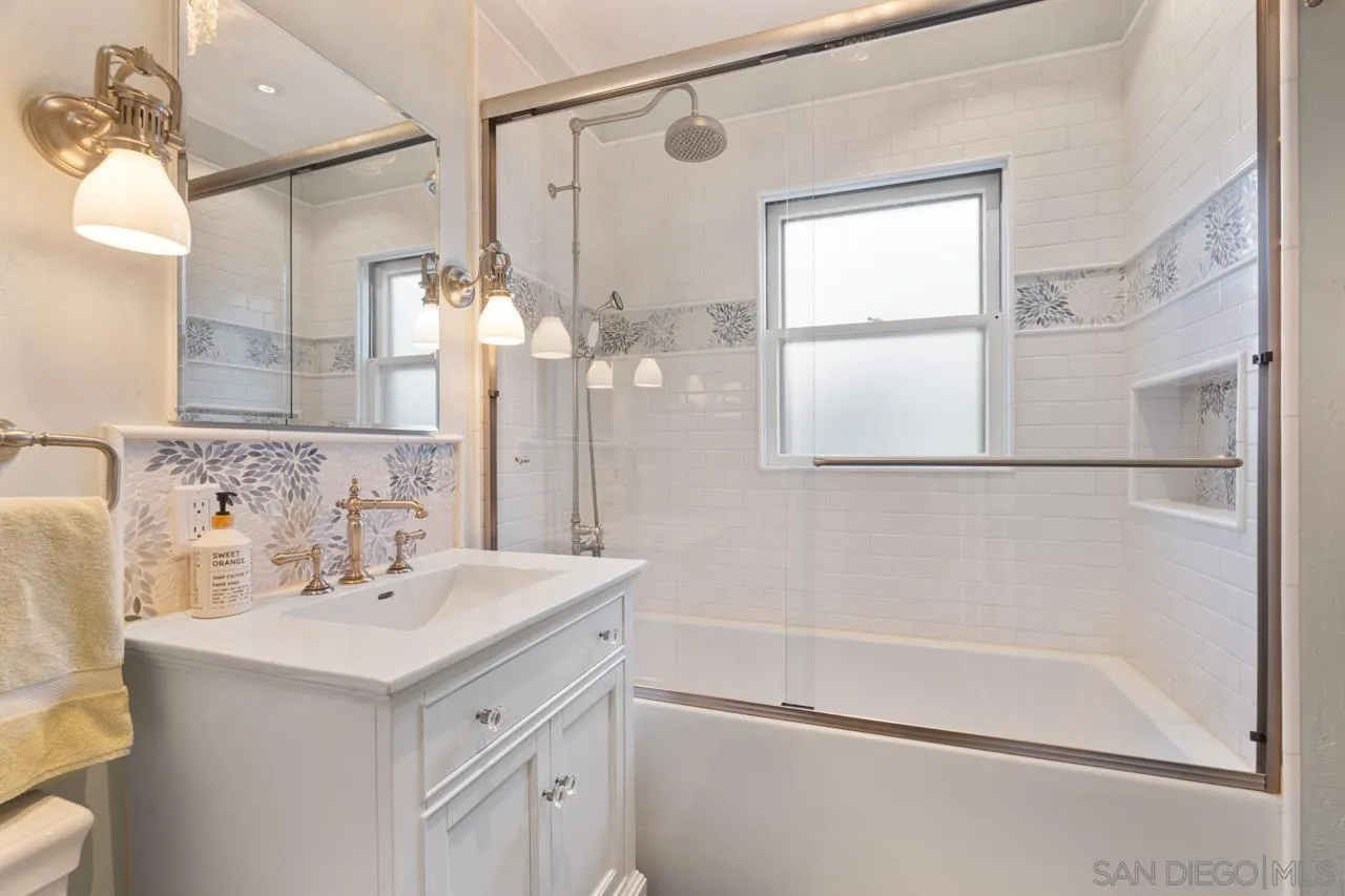 https://cdn.realtyfeed.com/cdn/127/250040372/0e74bc83d6384dbf1cf6d9d9bbb14fe5.webp