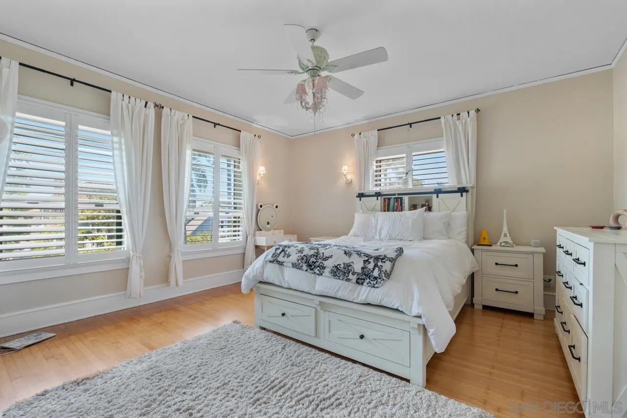 https://cdn.realtyfeed.com/cdn/127/250040372/0ff868715bd2193d5130d90e02db2ff8.webp