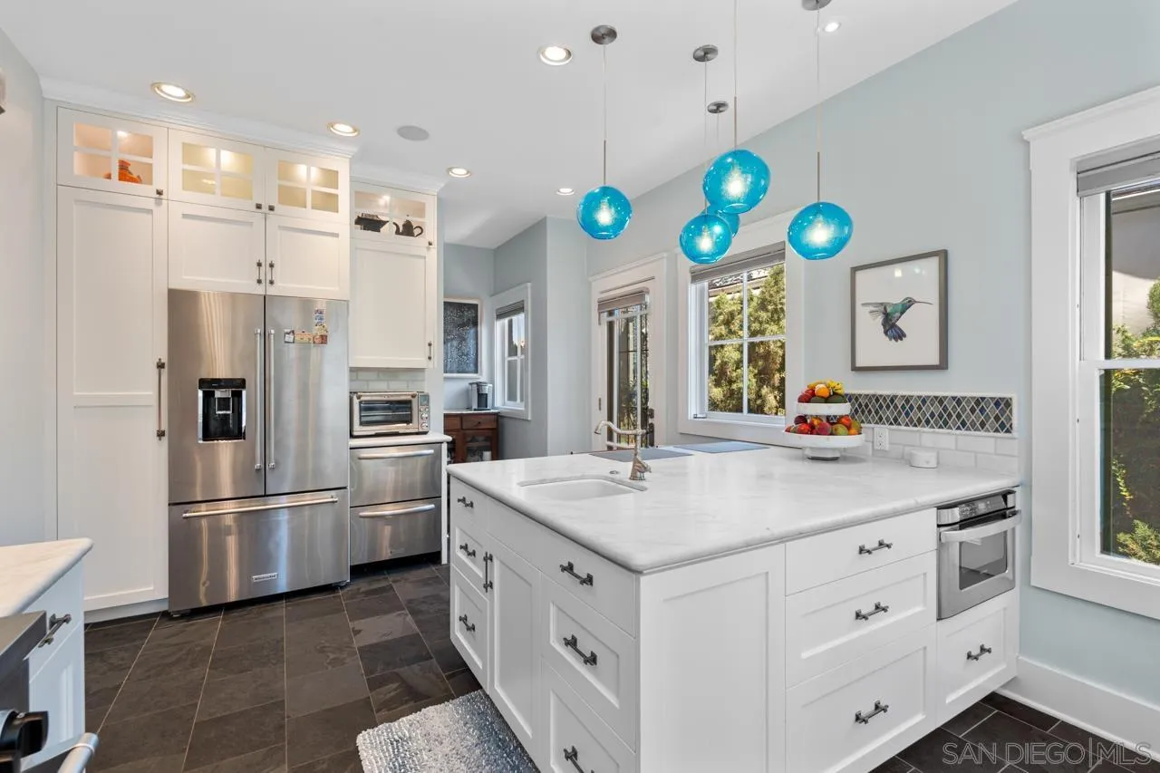 https://cdn.realtyfeed.com/cdn/127/250040372/1cc323c4f9deb558abfd8a081d2cd48a.webp