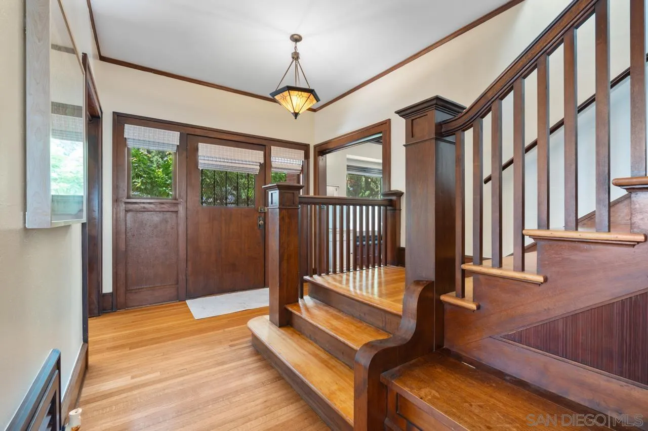 https://cdn.realtyfeed.com/cdn/127/250040372/6fbe58a94f24c9b3af3fce9f9c8b1ebd.webp