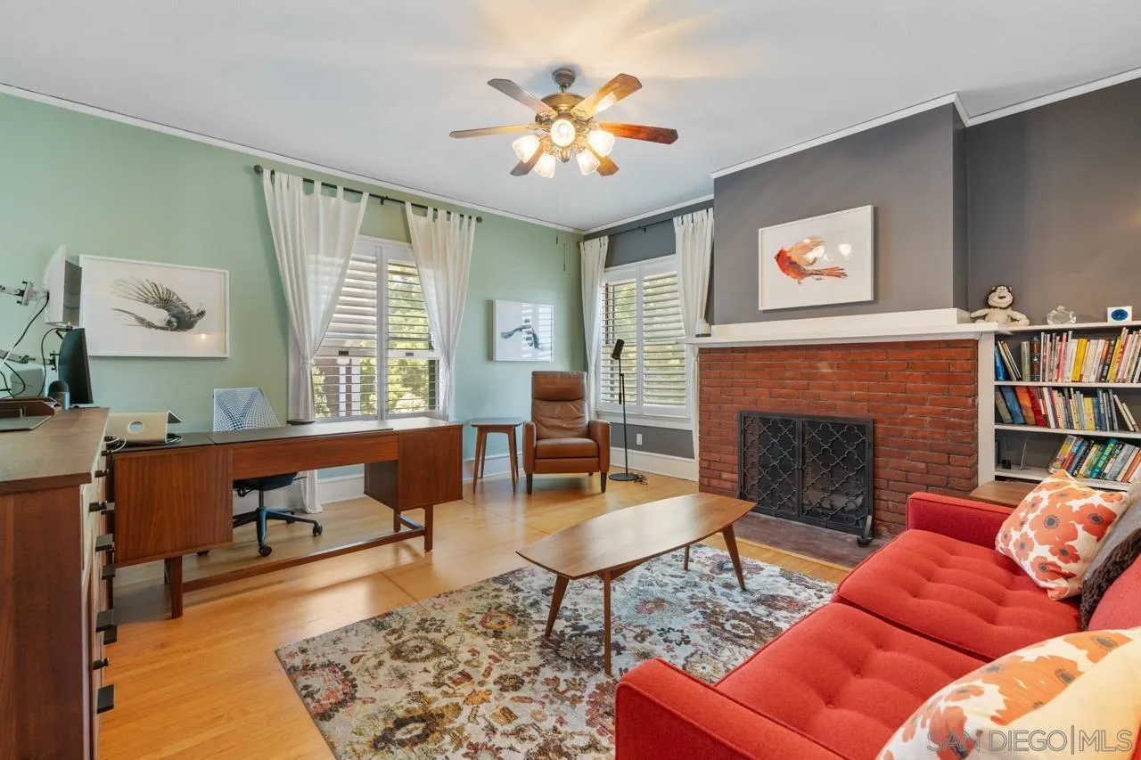 https://cdn.realtyfeed.com/cdn/127/250040372/9c6a502b9998d267fed69e9ae4ee4bde.webp