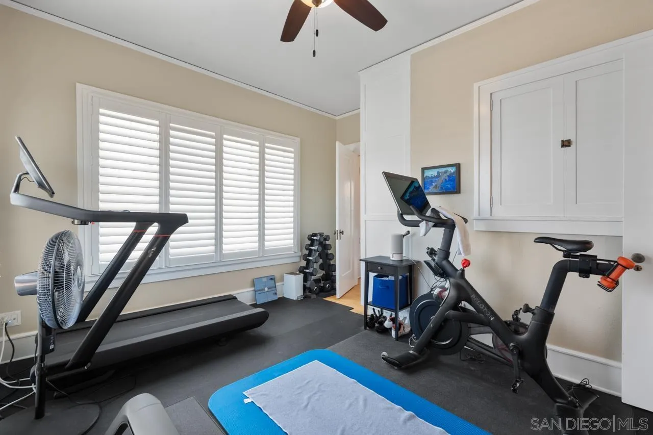 https://cdn.realtyfeed.com/cdn/127/250040372/a1dcfa06fbbed01fb85d441730adfc1e.webp