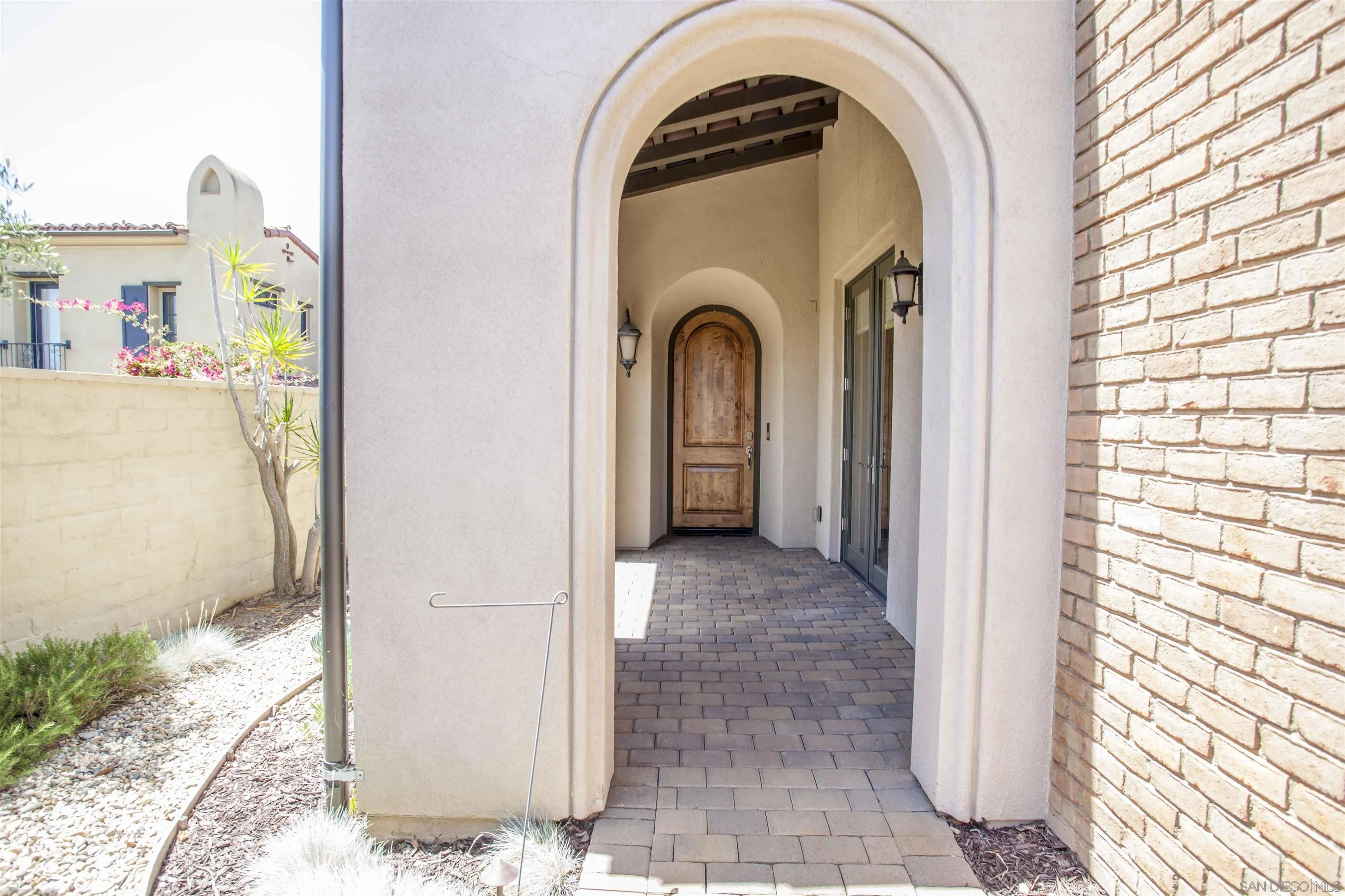 https://cdn.realtyfeed.com/cdn/127/250040381/be4371384d9e47f6b9249fab87594bd0.webp