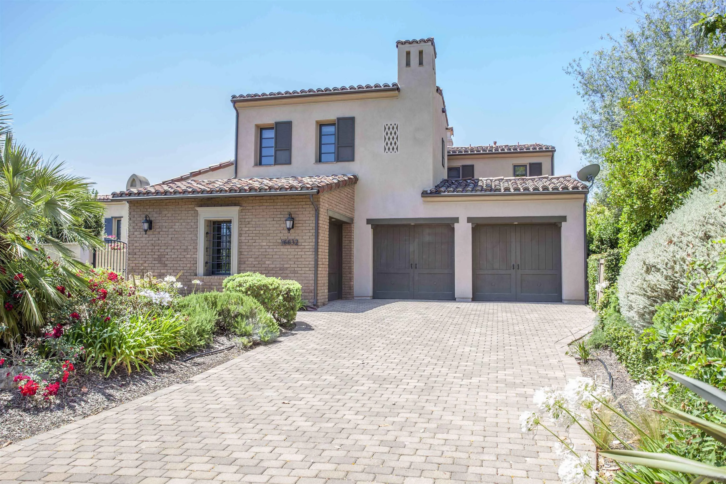 https://cdn.realtyfeed.com/cdn/127/250040381/f668388363e89f4a3773af9fe2605d9d.webp