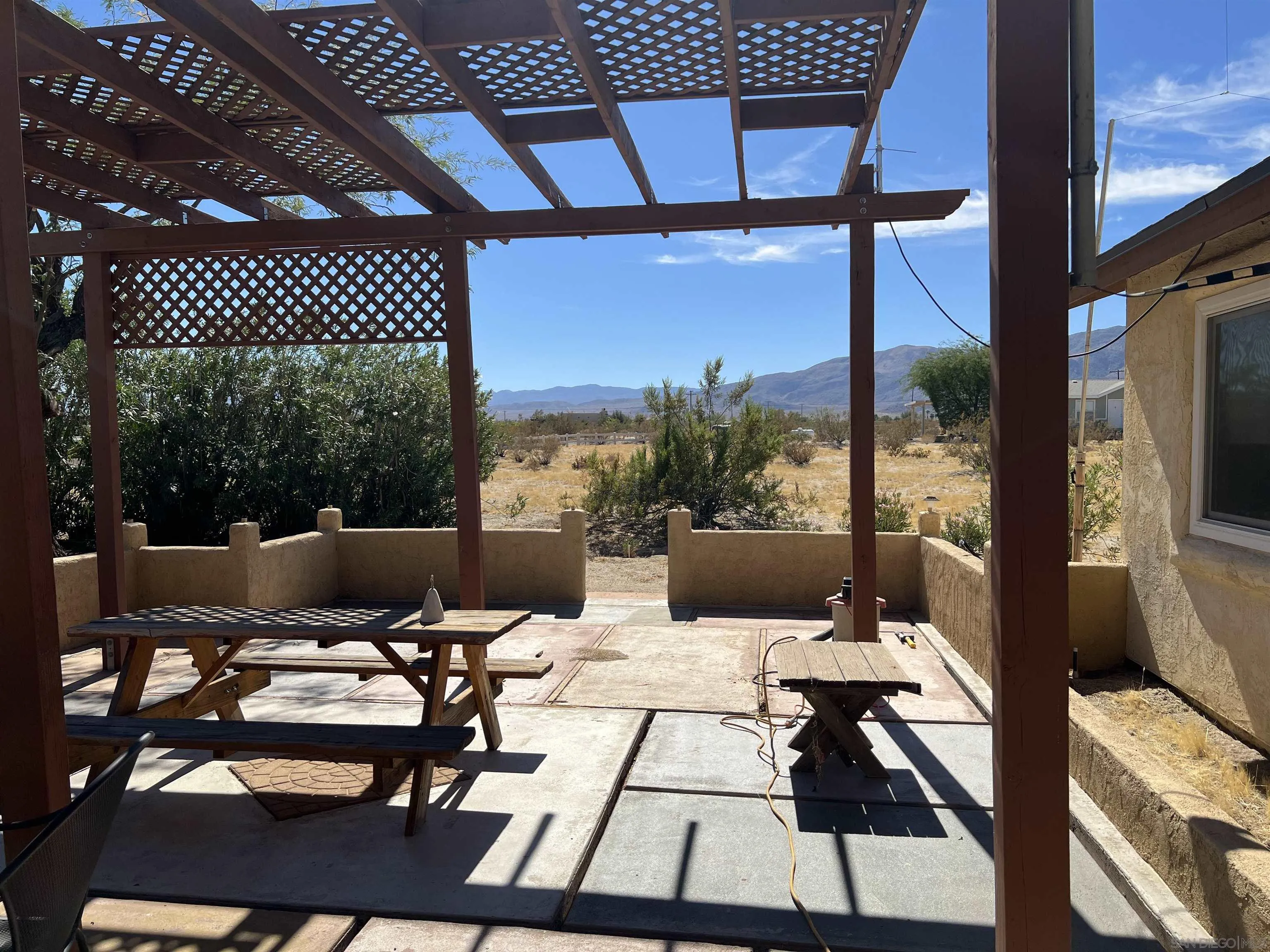https://cdn.realtyfeed.com/cdn/127/250040384/6ca24d83ac0fb1bf2b3fc40e86cd8bd9.webp