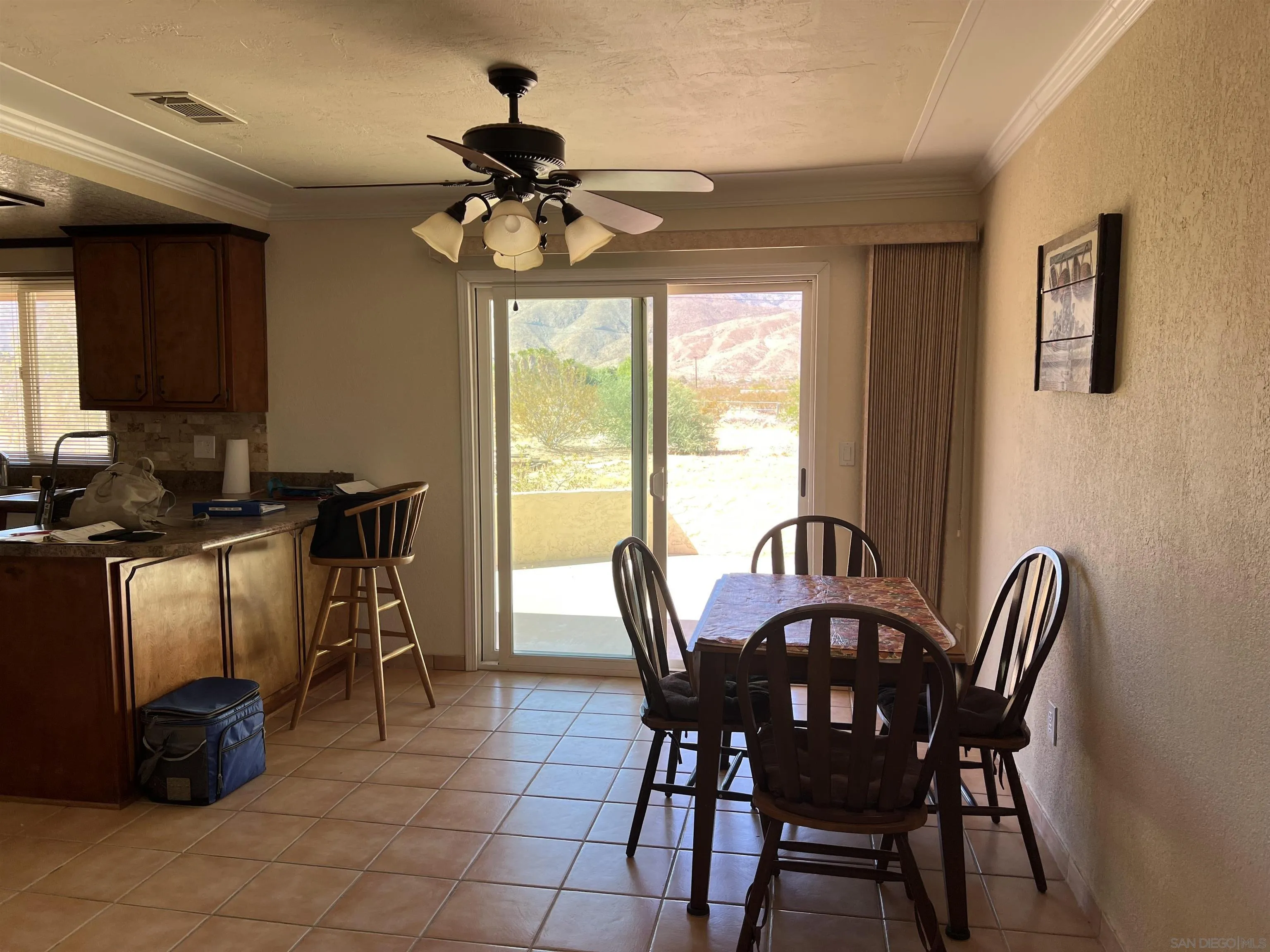https://cdn.realtyfeed.com/cdn/127/250040384/b7ae4b4cfe9c04c93938b68ec9c193cb.webp