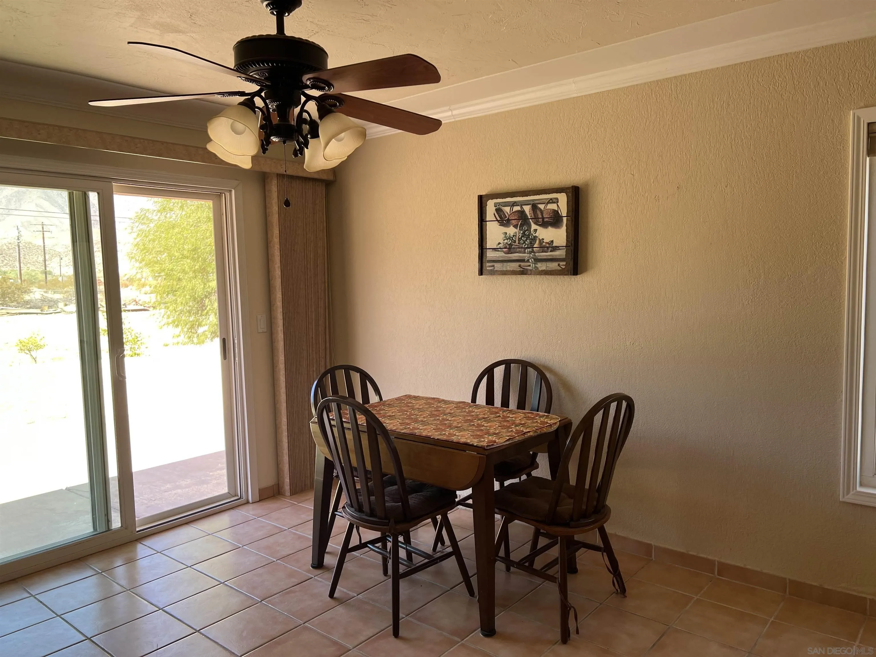 https://cdn.realtyfeed.com/cdn/127/250040384/ff0ee6c323b076787913f1eca26f4e17.webp