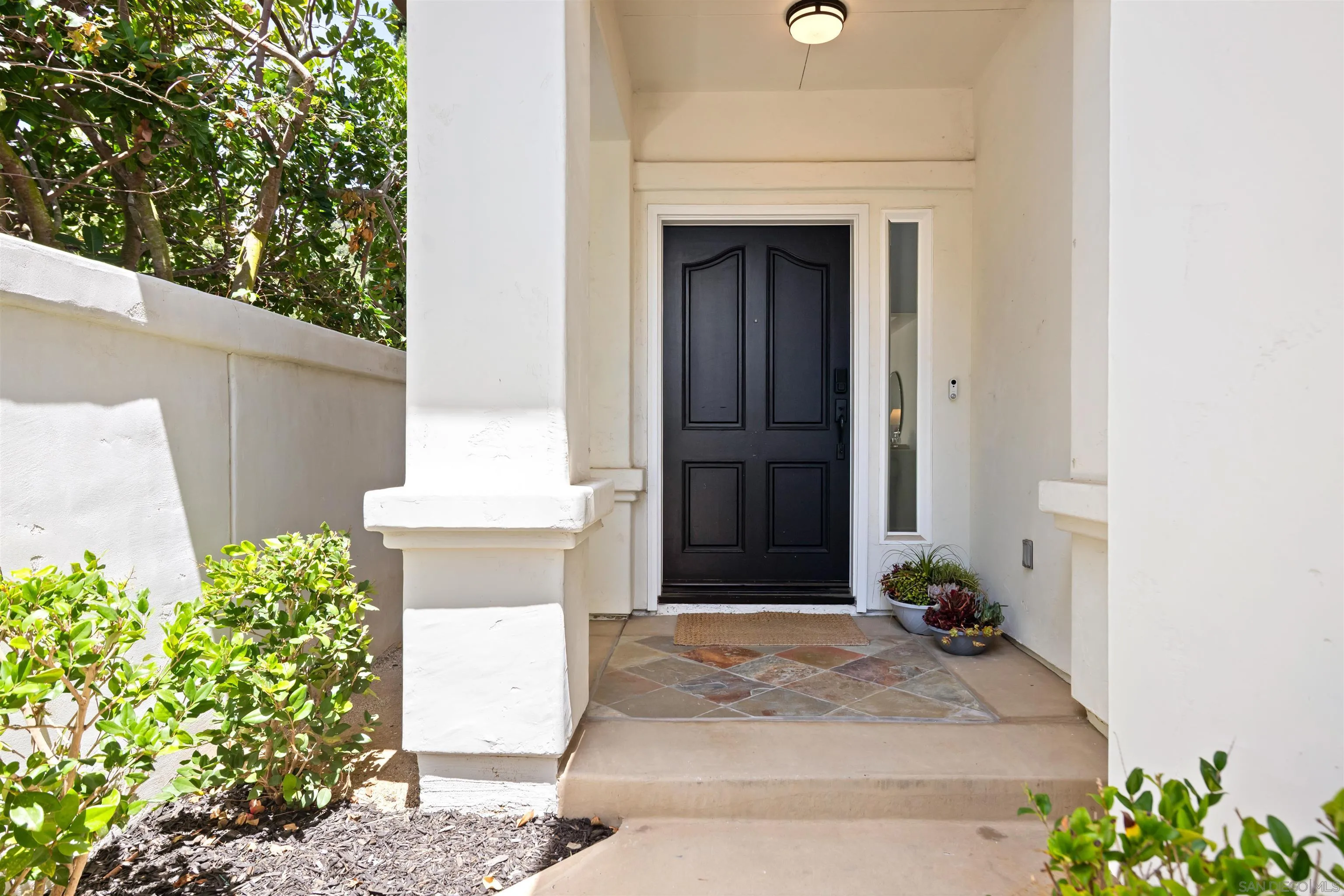 https://cdn.realtyfeed.com/cdn/127/250040385/9fc1d4099530fbf8ef4cb0fe72d602ea.webp