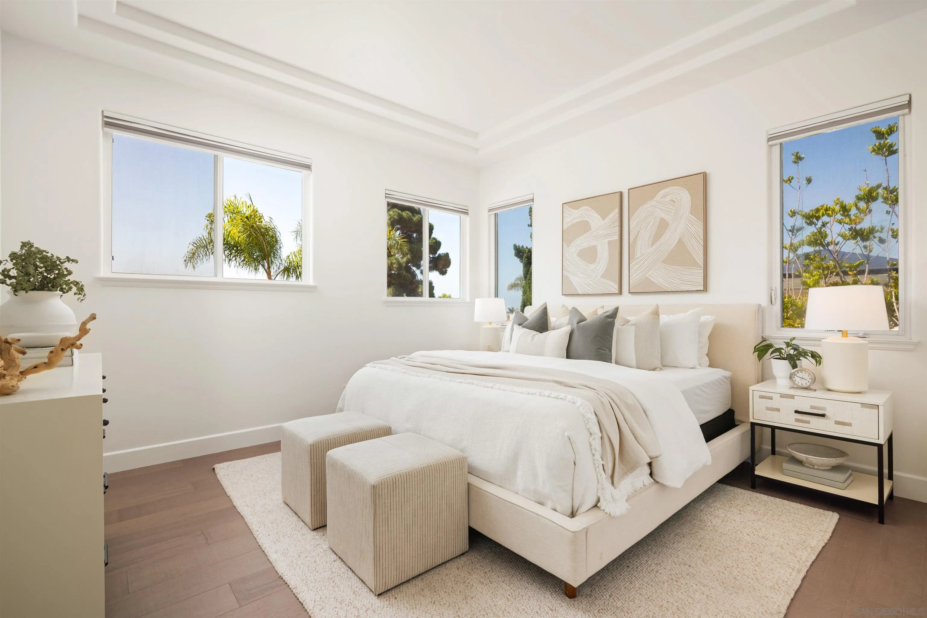 https://cdn.realtyfeed.com/cdn/127/250040385/ea87afda7ae82d42a75dd2b0739d0901.webp