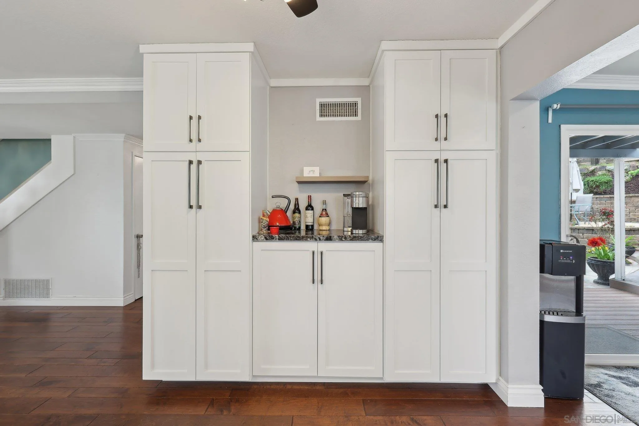 https://cdn.realtyfeed.com/cdn/127/250040386/6bf520d95d8cf1aa3af185670fa10ea5.webp