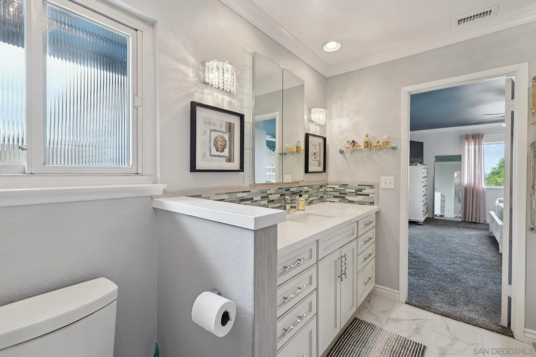 https://cdn.realtyfeed.com/cdn/127/250040386/c7a7c73d94f857bf7722b155714d9188.webp