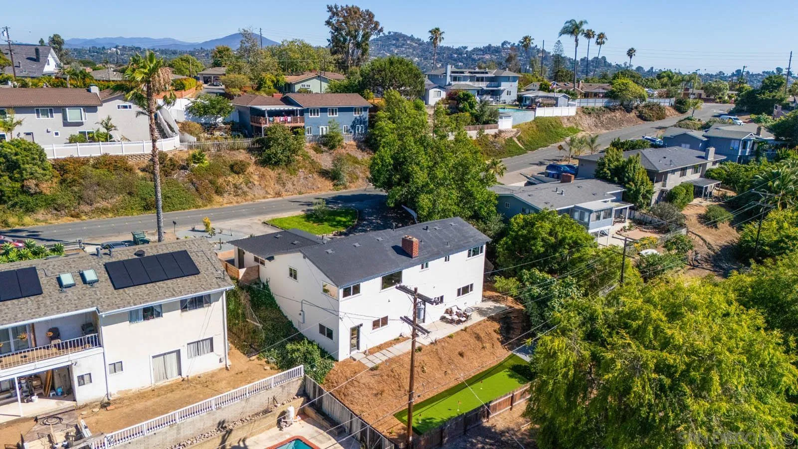 https://cdn.realtyfeed.com/cdn/127/250040388/b83be9325f686ae43f9bdeec2c06c1a9.webp