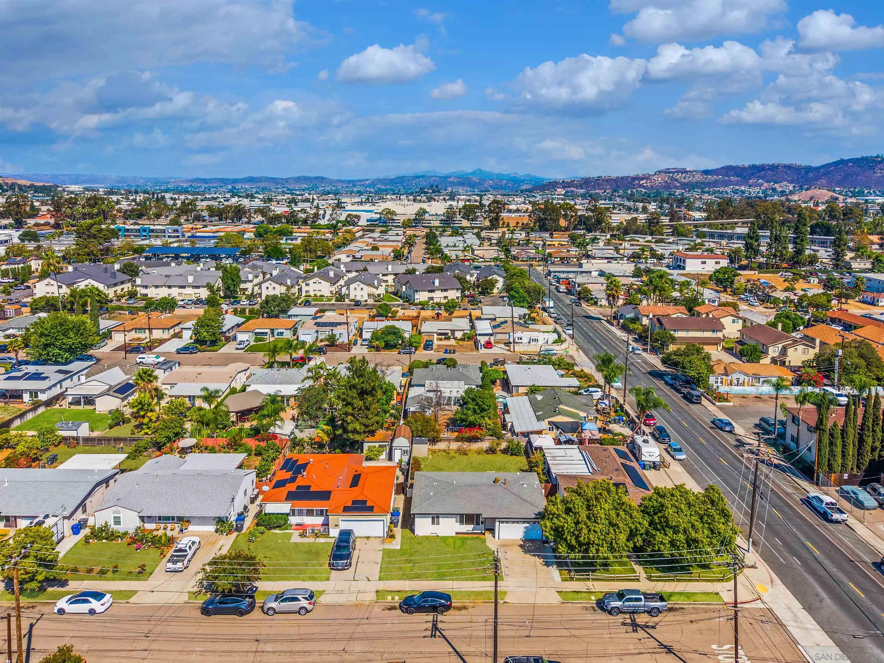 https://cdn.realtyfeed.com/cdn/127/250040389/af504f3cadfb9c14f45e571ed0ef0c82.webp