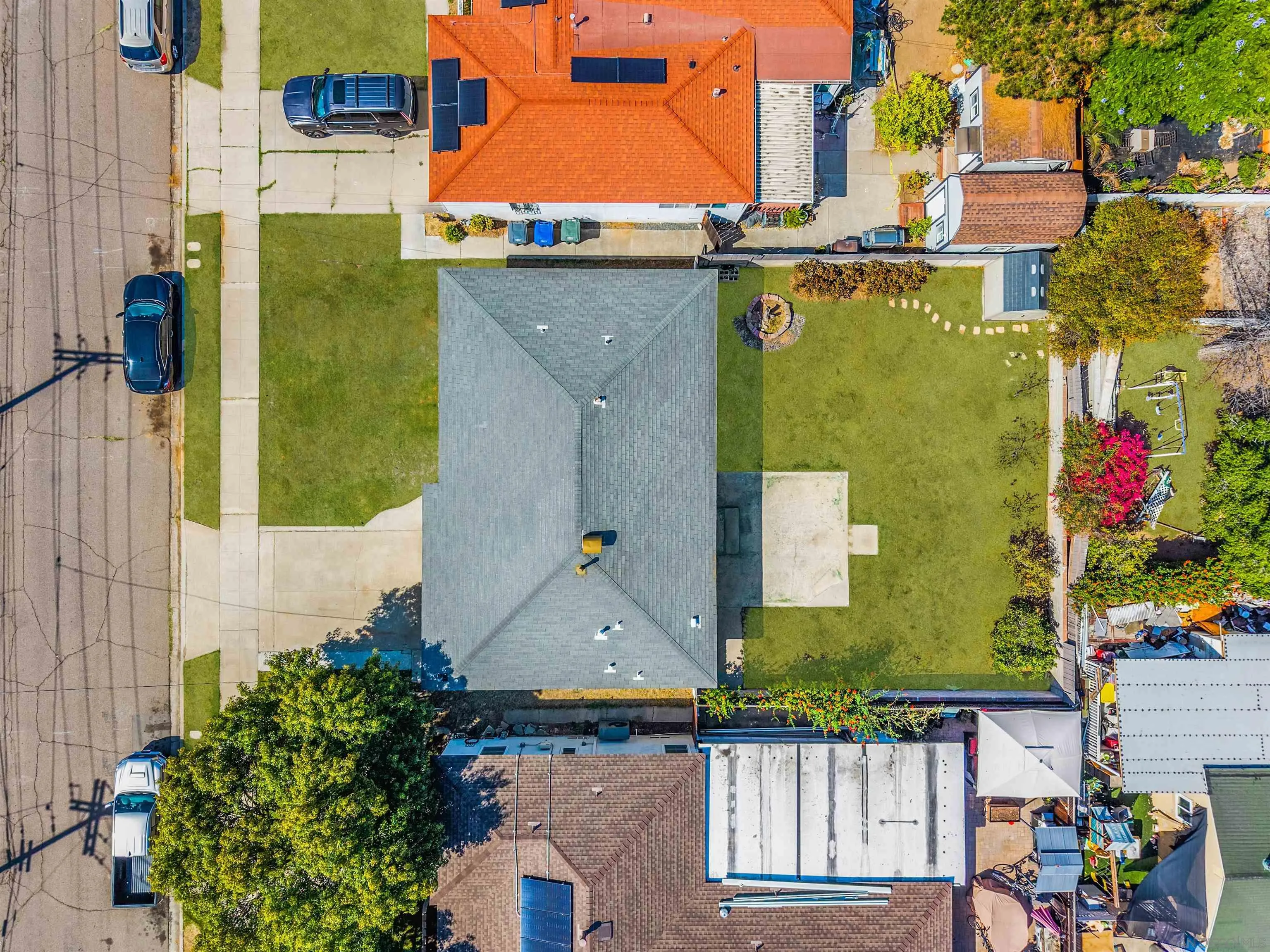 https://cdn.realtyfeed.com/cdn/127/250040389/be76c6ba957bf2f2a077e88eb090bdef.webp