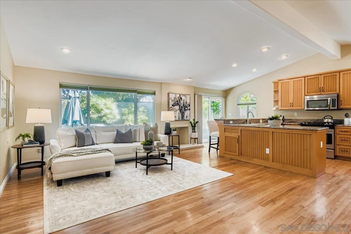 https://cdn.realtyfeed.com/cdn/127/250040390/0bc8036b57610e3e2d7ff8444a71f8a4.webp