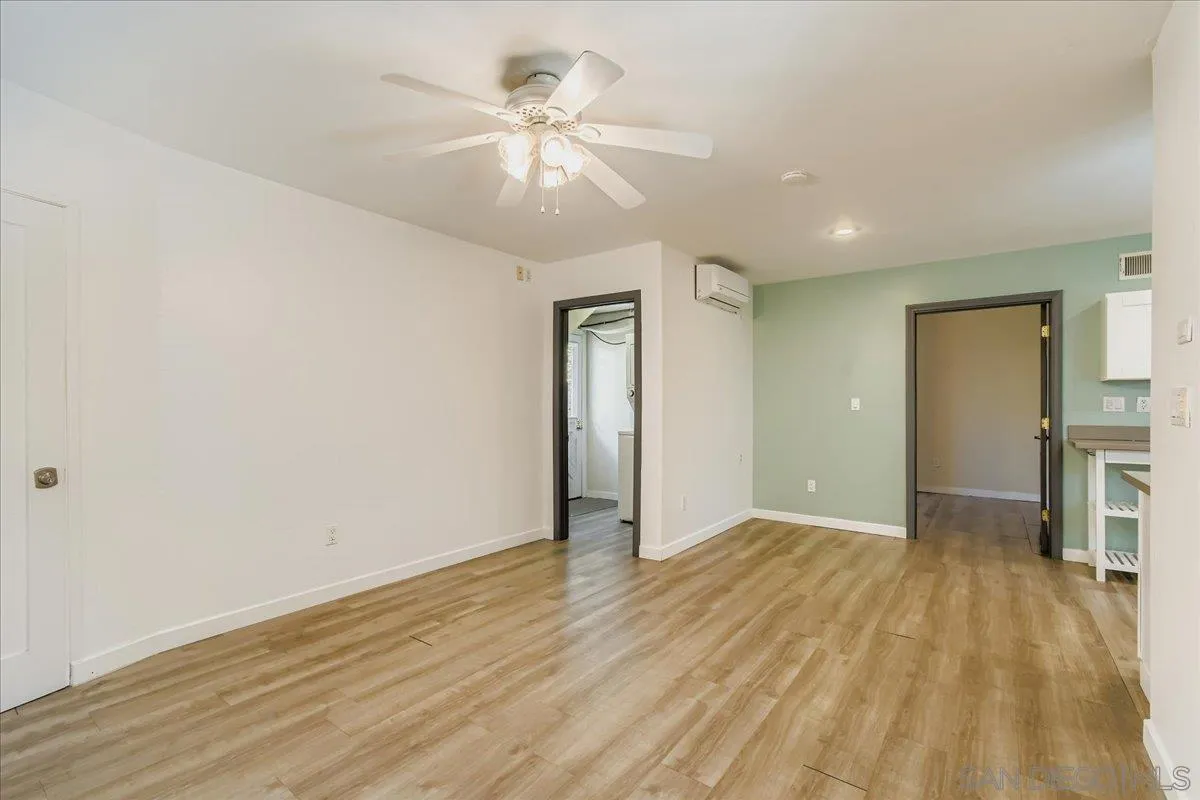 https://cdn.realtyfeed.com/cdn/127/250040390/4130a59873c2affab2010e4bd86a9489.webp
