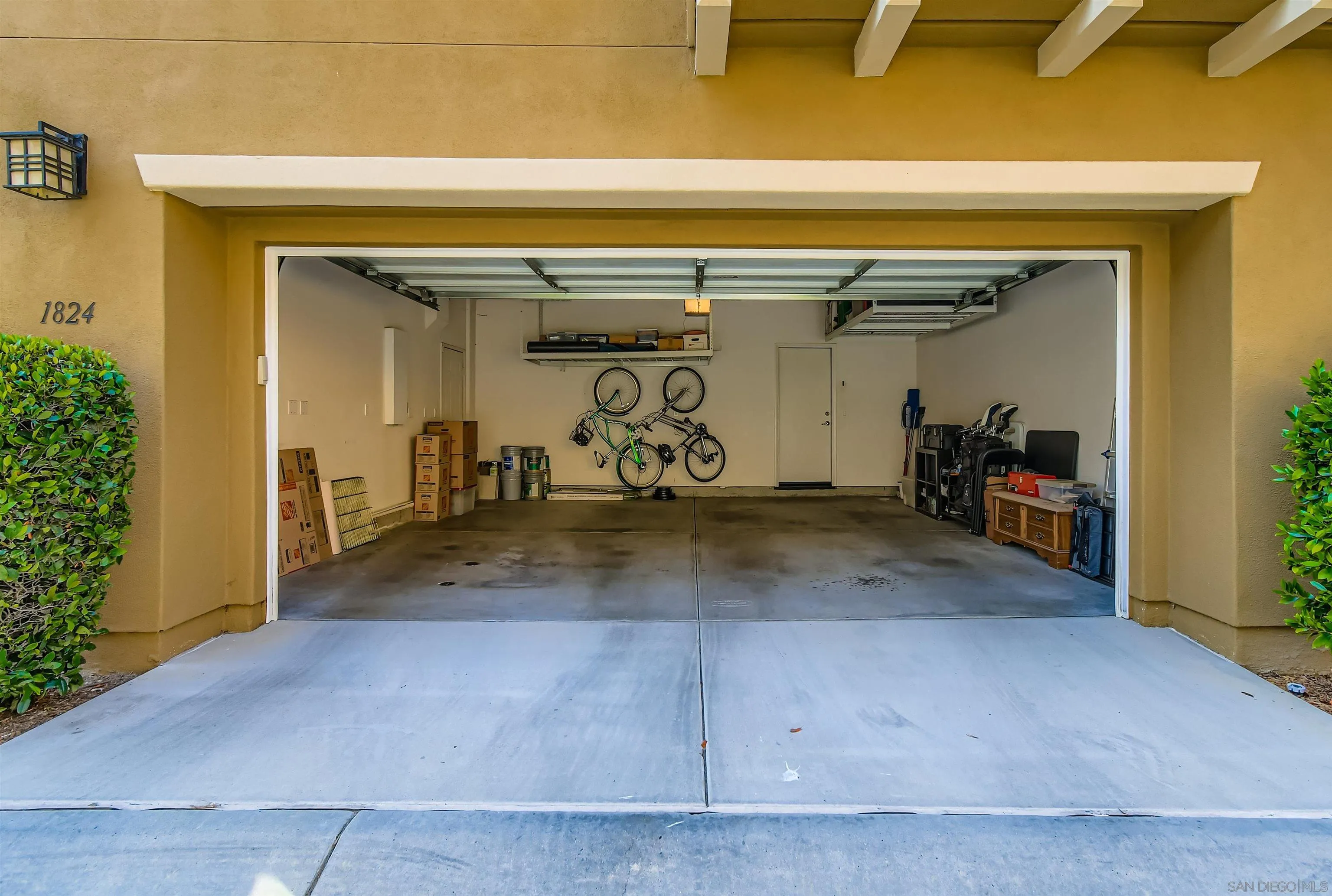https://cdn.realtyfeed.com/cdn/127/250040393/3f6bf9c0f264e5a954ce6fb0abbc6cd7.webp