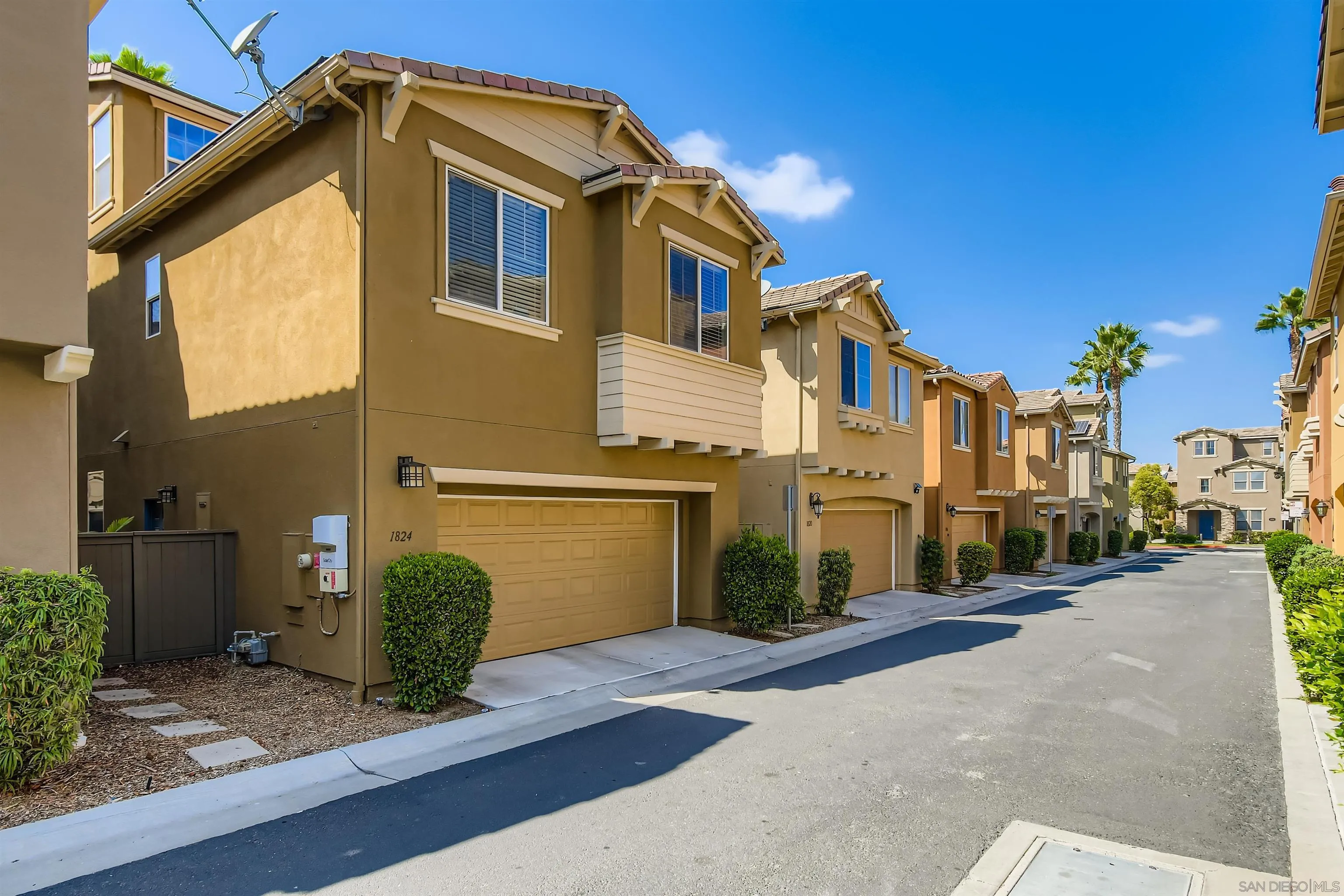 https://cdn.realtyfeed.com/cdn/127/250040393/95812e780d3b0b7eaa8a150cf3571f1b.webp