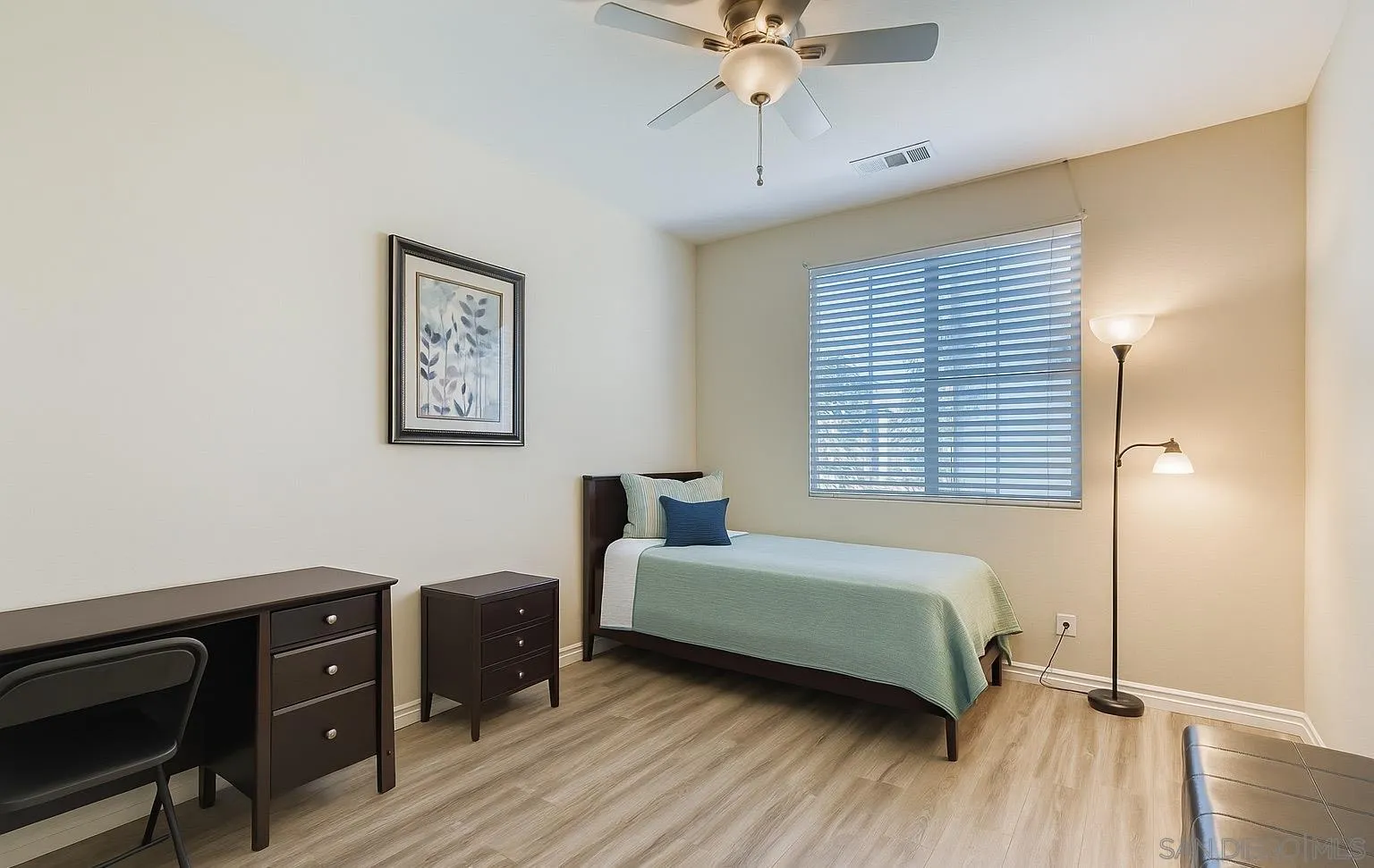 https://cdn.realtyfeed.com/cdn/127/250040393/f44dc37116ebffec657364e9831d804e.webp