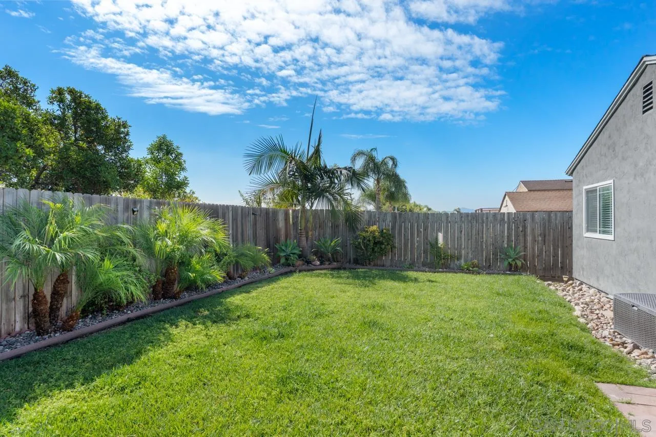 https://cdn.realtyfeed.com/cdn/127/250040396/2b4673eb7f67f6230fcc55a7e6721c2f.webp