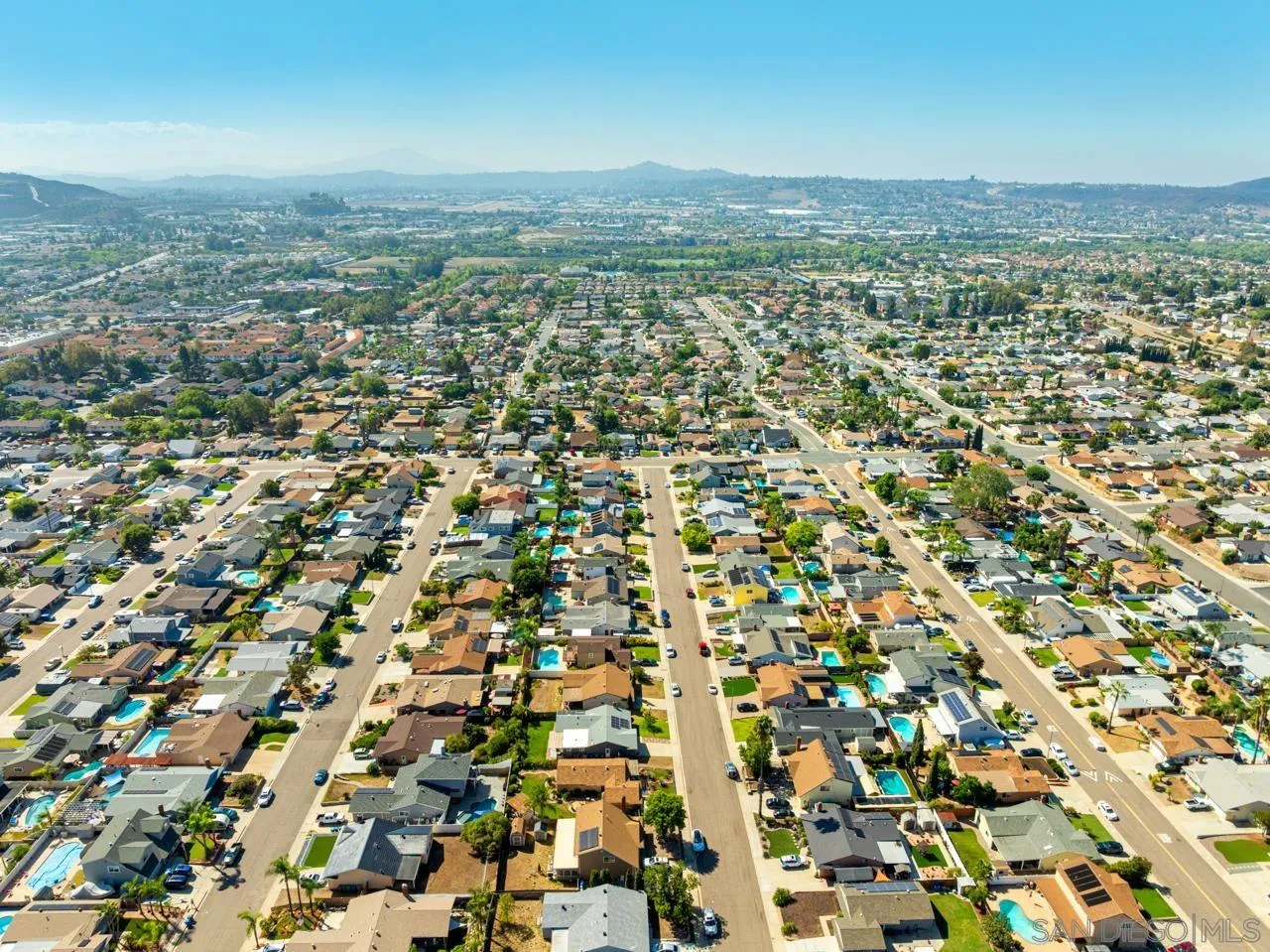 https://cdn.realtyfeed.com/cdn/127/250040396/b6bfa1665bc433c090e47f9b476ad6a9.webp