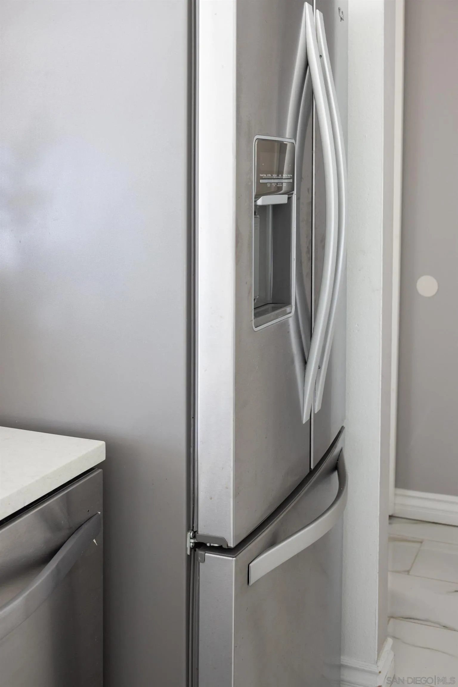 https://cdn.realtyfeed.com/cdn/127/250040405/c74b55e45bce0cf59b885089f6bab1e1.webp