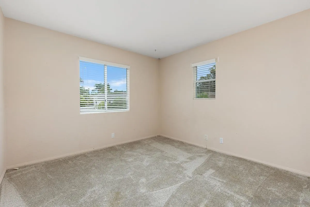 https://cdn.realtyfeed.com/cdn/127/250040410/d857e5657ce94bd33257153f6167dade.webp
