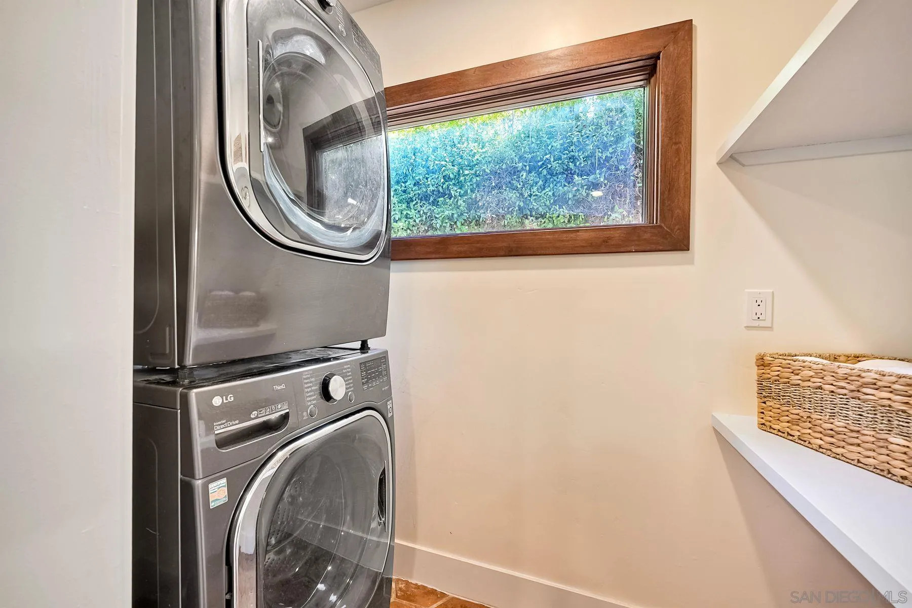 https://cdn.realtyfeed.com/cdn/127/250040411/bfef8a5e2319b9b9cd00ad0e07d9ce15.webp