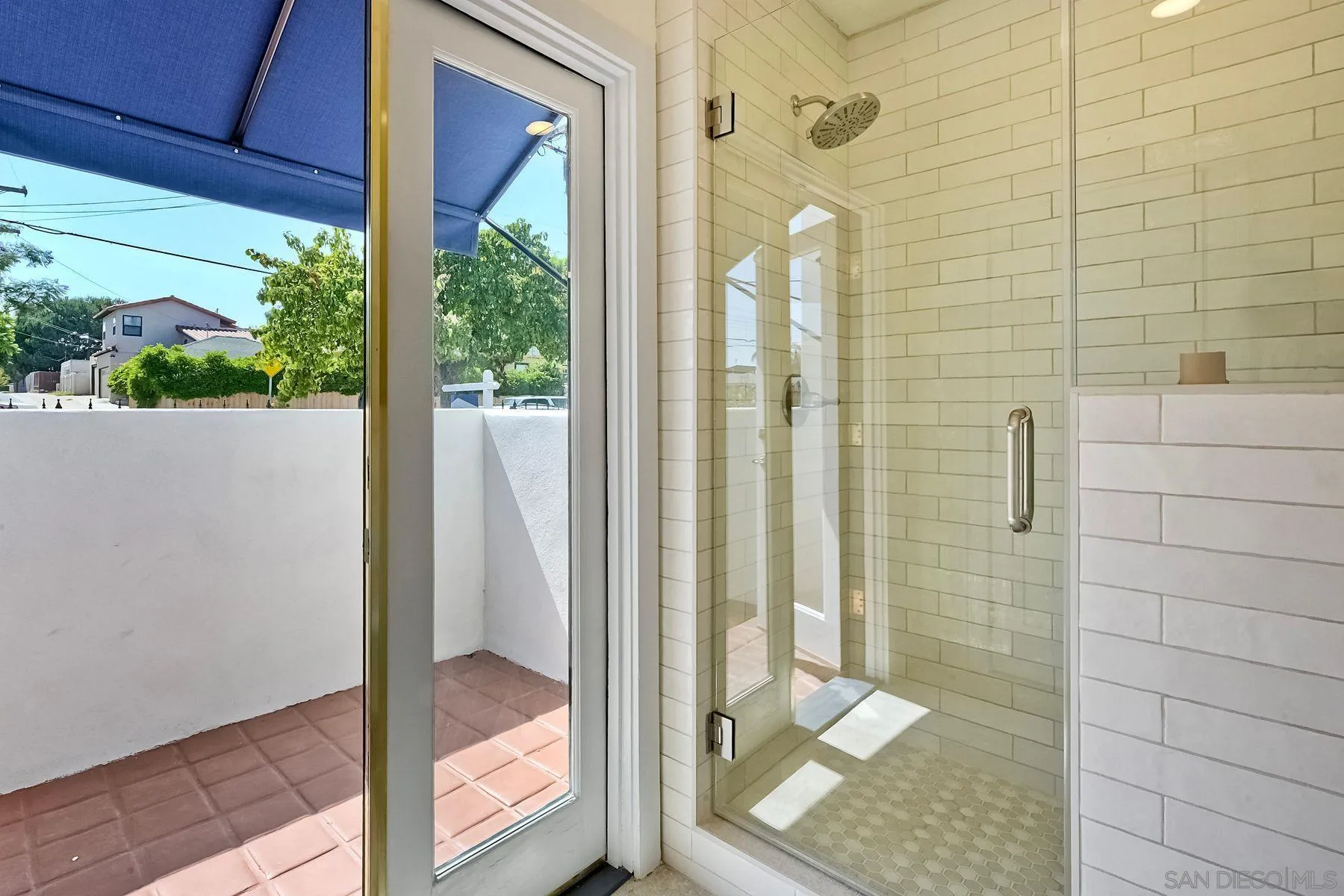 https://cdn.realtyfeed.com/cdn/127/250040411/ee458091a57181d81a3bf068b1dceeff.webp