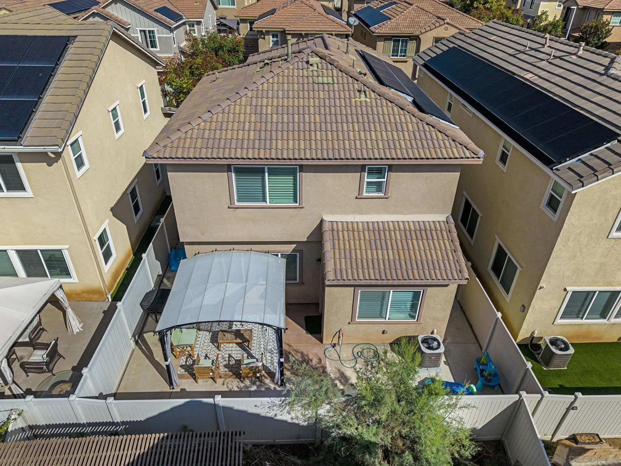 https://cdn.realtyfeed.com/cdn/127/250040412/869b66683e67d919a82433628c23dbdc.webp