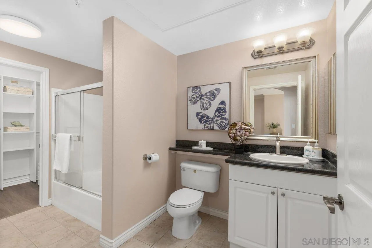 Photo #16: 250040413 Listing: Photo #16