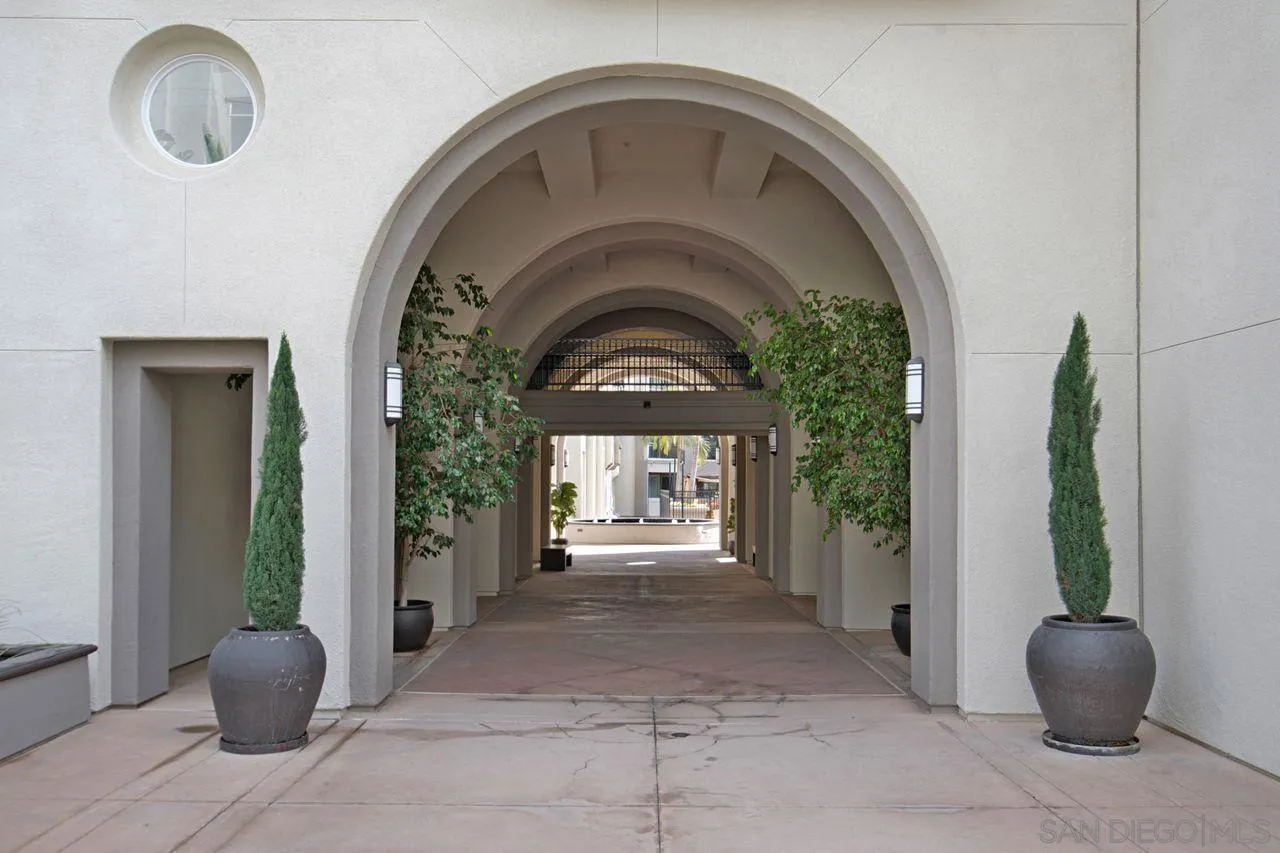 Photo #37: 250040413 Listing: Photo #37