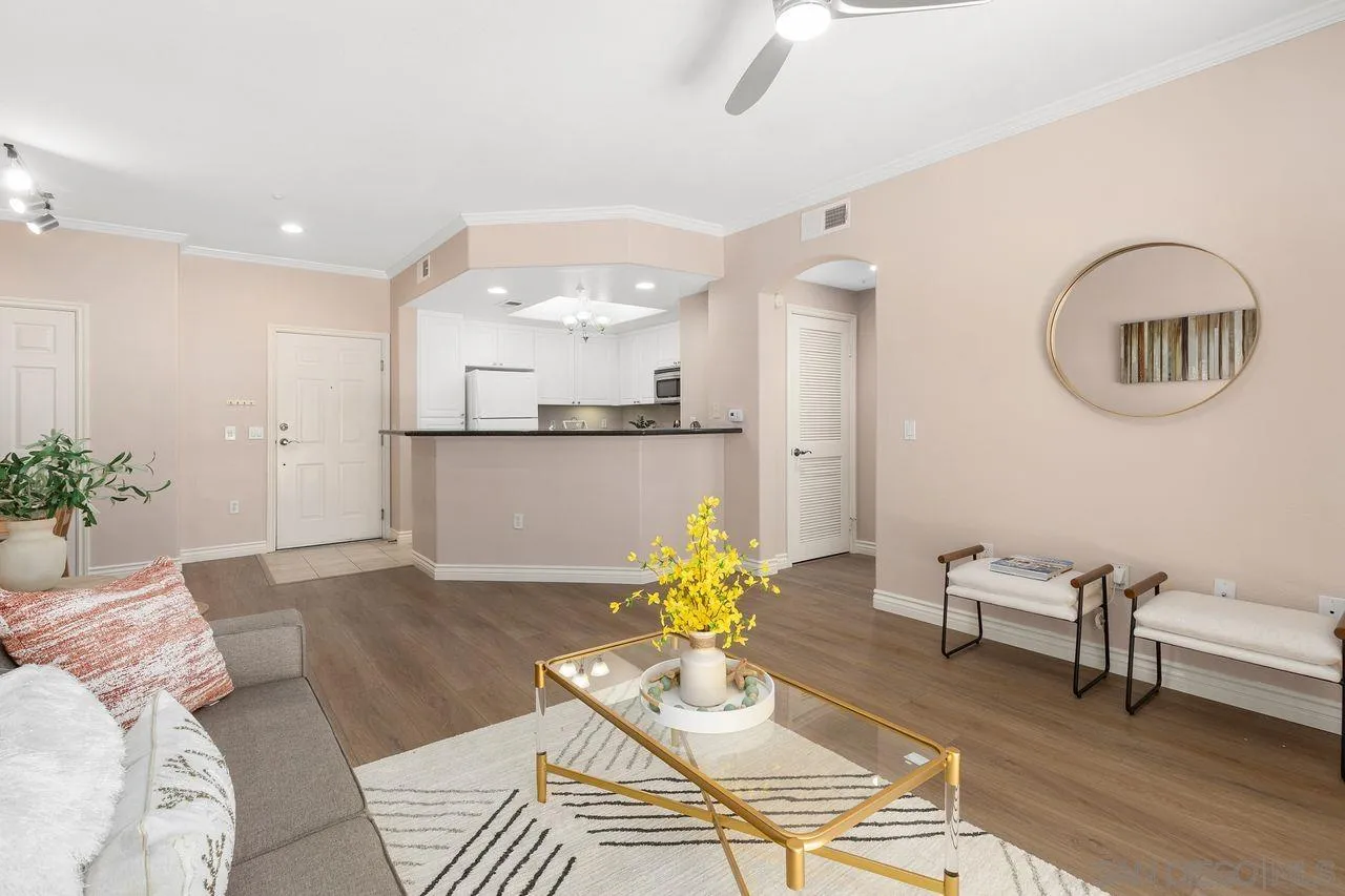 Photo #5: 250040413 Listing: Photo #5