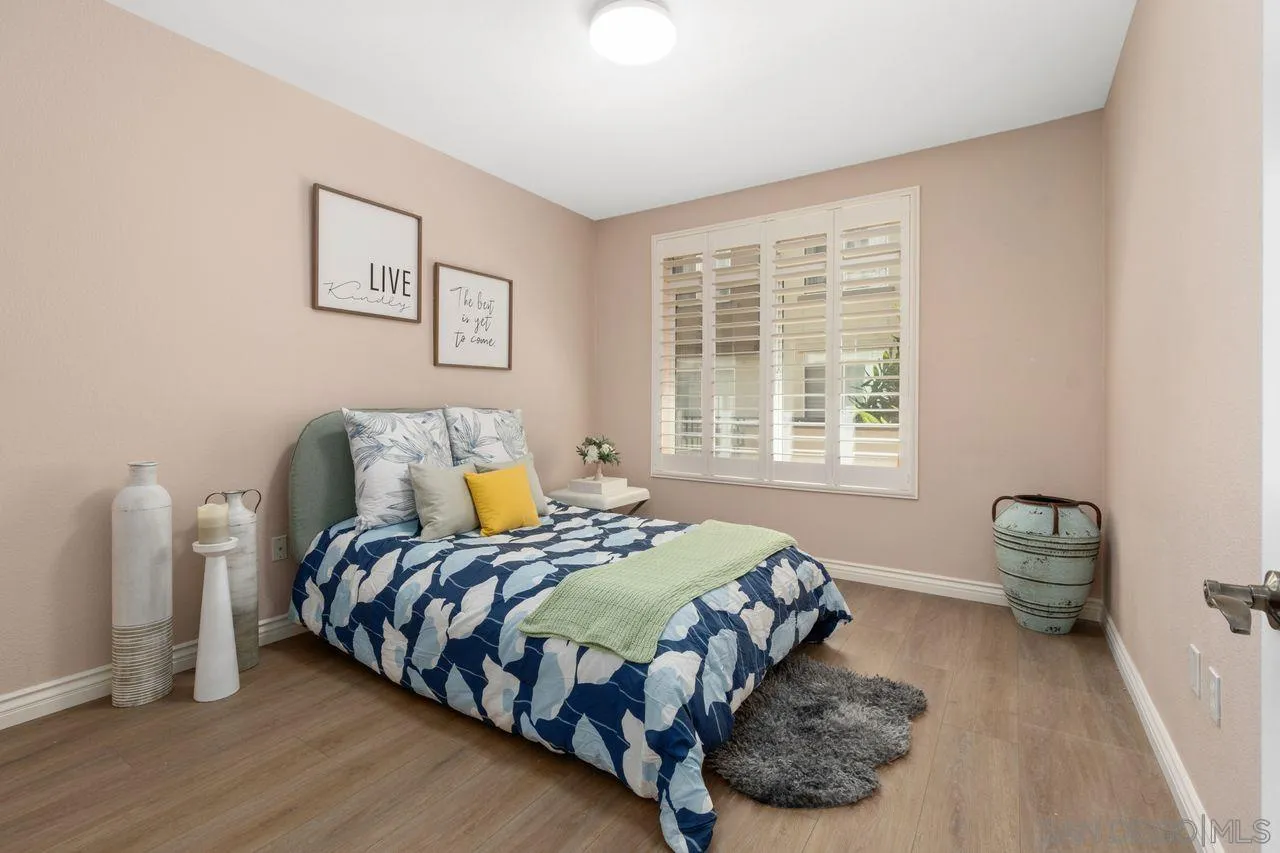 Photo #15: 250040413 Listing: Photo #15