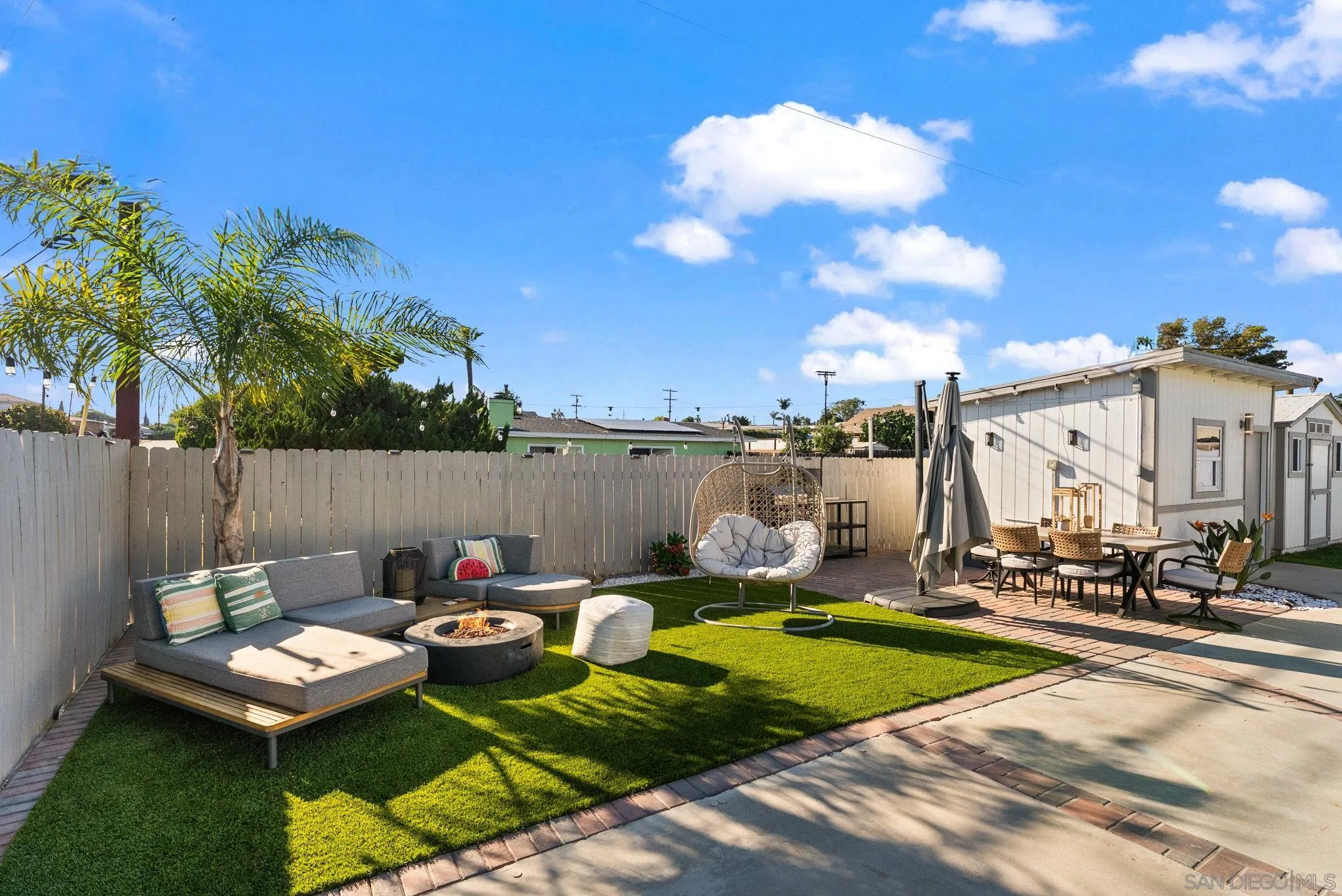 https://cdn.realtyfeed.com/cdn/127/250040416/6a63e6419529b2b486aa2cf99d7f150e.webp