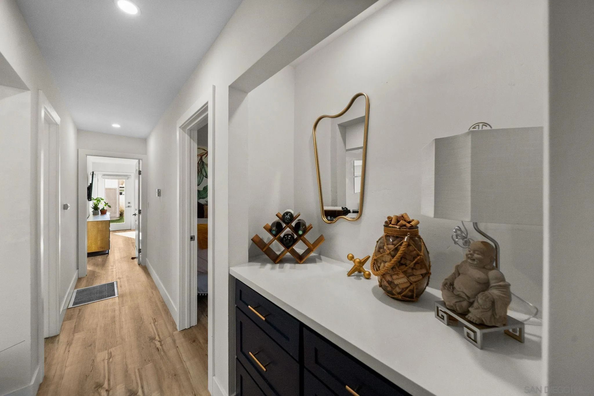 https://cdn.realtyfeed.com/cdn/127/250040416/e870844f5ca12a7f71cfcc1f8b99db57.webp