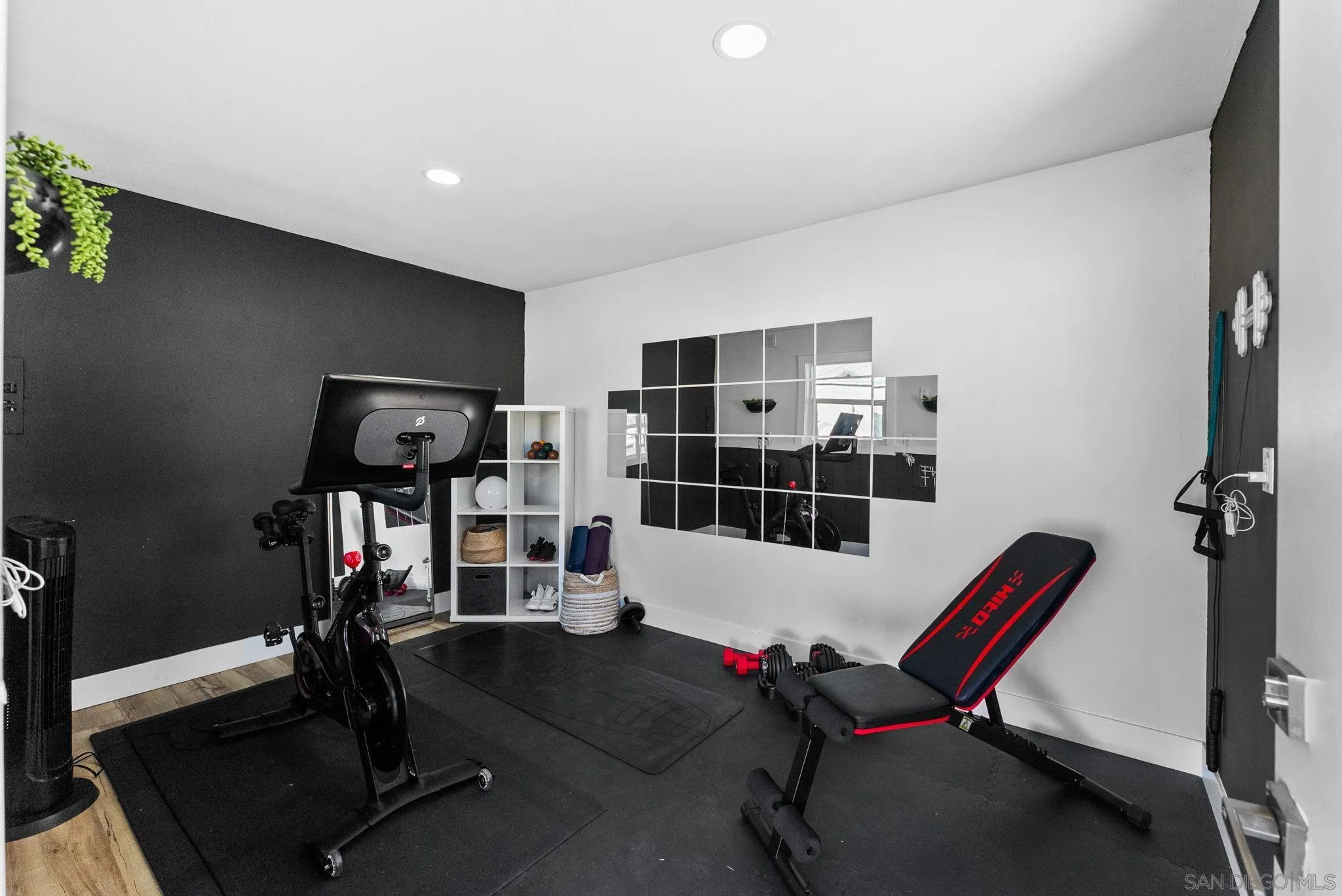 https://cdn.realtyfeed.com/cdn/127/250040416/fefcfd43ce045397c94dffeaf9233a83.webp